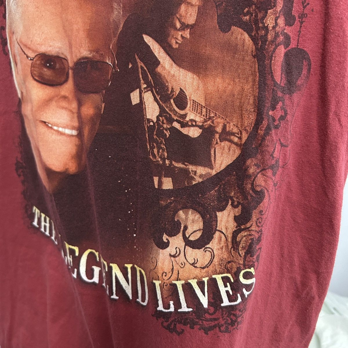 Gildan Gildan George Jones Red Large Graphic Tee Sz Large - "Dannie Size US L / EU 52-54 / 3 - 15 Thumbnail