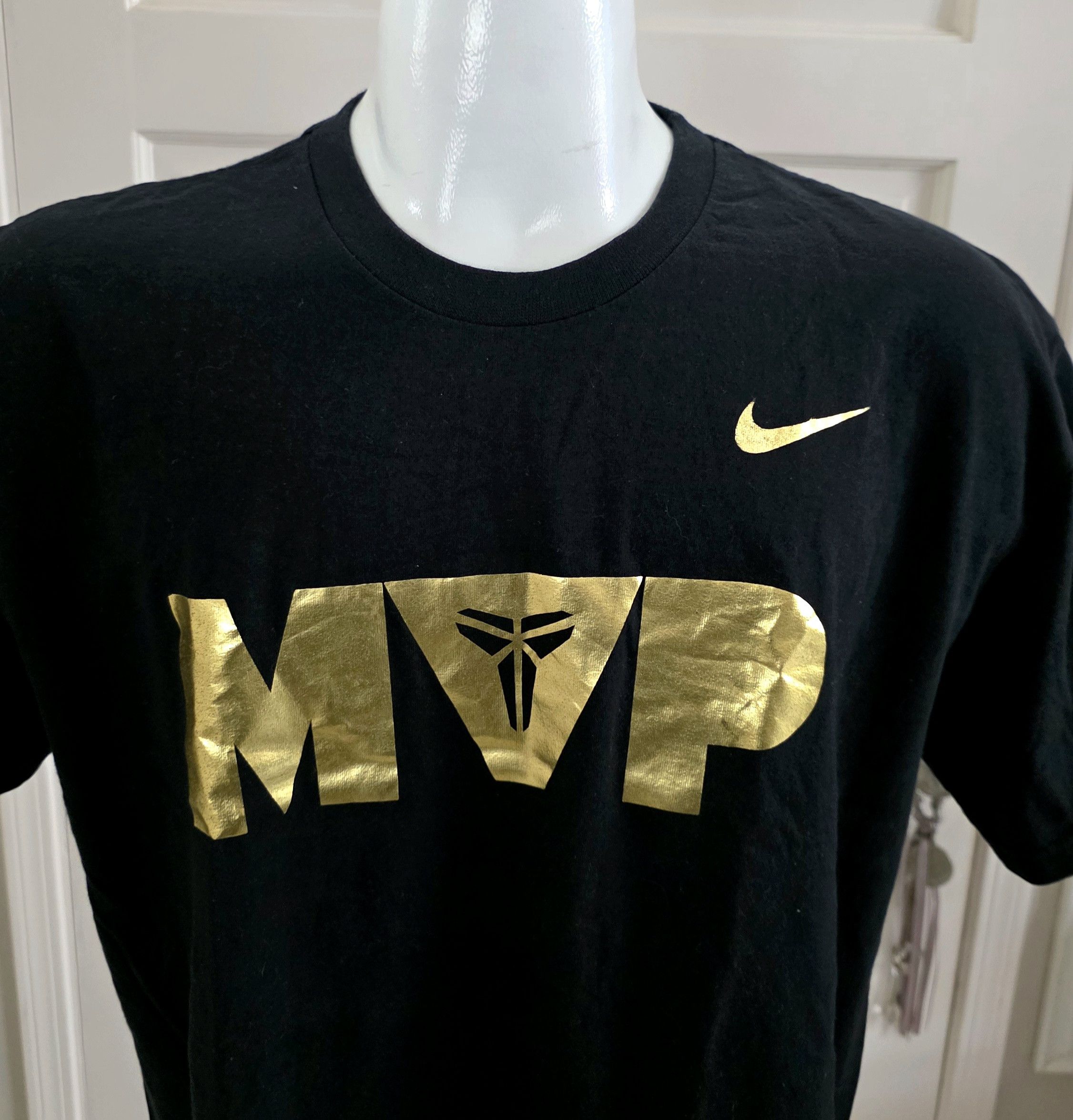Nike Nike Kobe Bryant MVP Most Valuable Player Lakers Gold Black Size US L / EU 52-54 / 3 - 3 Thumbnail