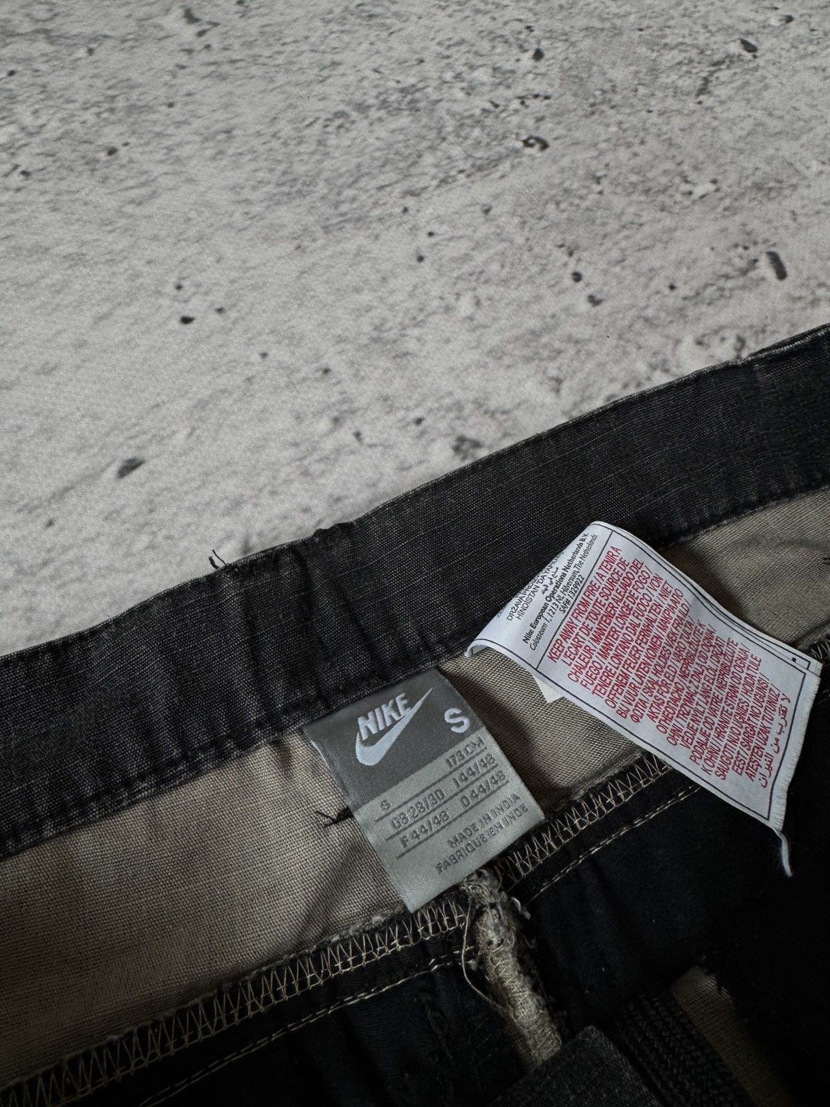 Nike × Vintage NIKE CARGO VINTAGE Y2K OVERSIZE BAGGY FIT PANTS SWEATPANTS Size US 32 / EU 48 - 7 Thumbnail