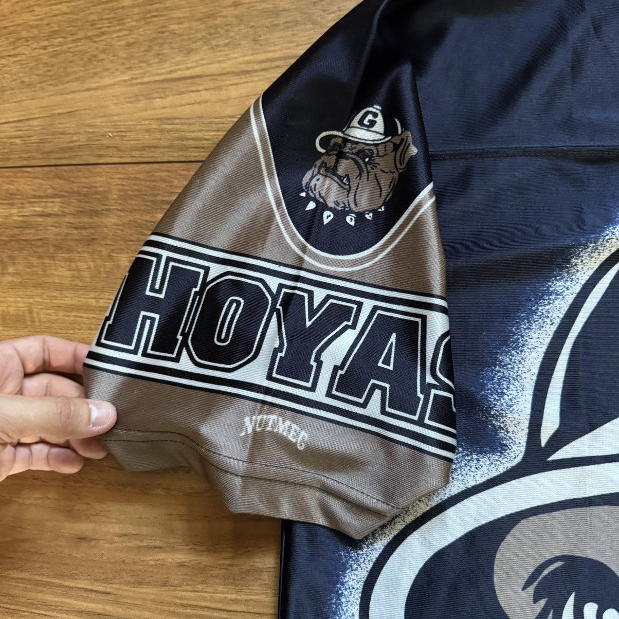 Nutmeg Vintage 90s Georgetown Hoyas nutmeg jersey Size US L / EU 52-54 / 3 - 3 Thumbnail