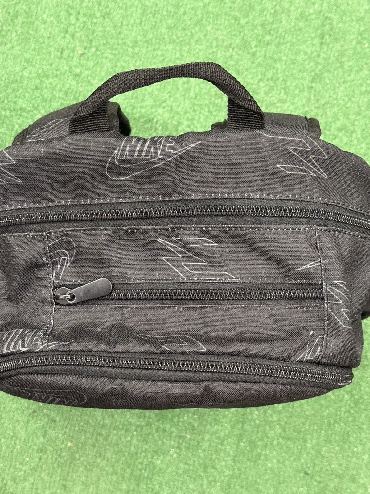 Nike Nike 3 Graffiti Logo Backpack Size ONE SIZE - 5 Thumbnail