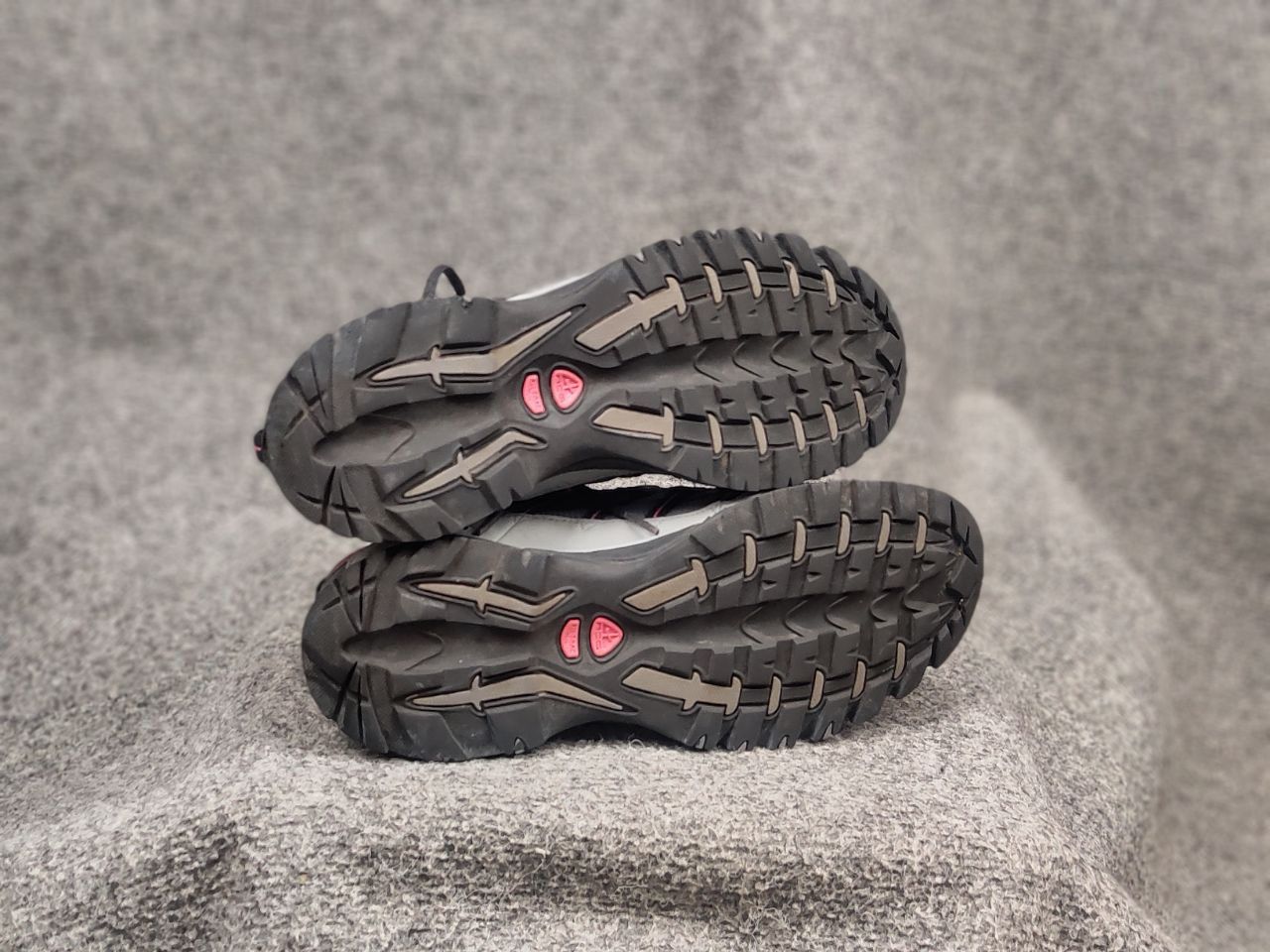 Nike ACG Vintage Nike ACG Trac Trail Gore Tex Shoes Sneakers Outdoor Size US 7.5 / EU 40-41 - 17 Thumbnail