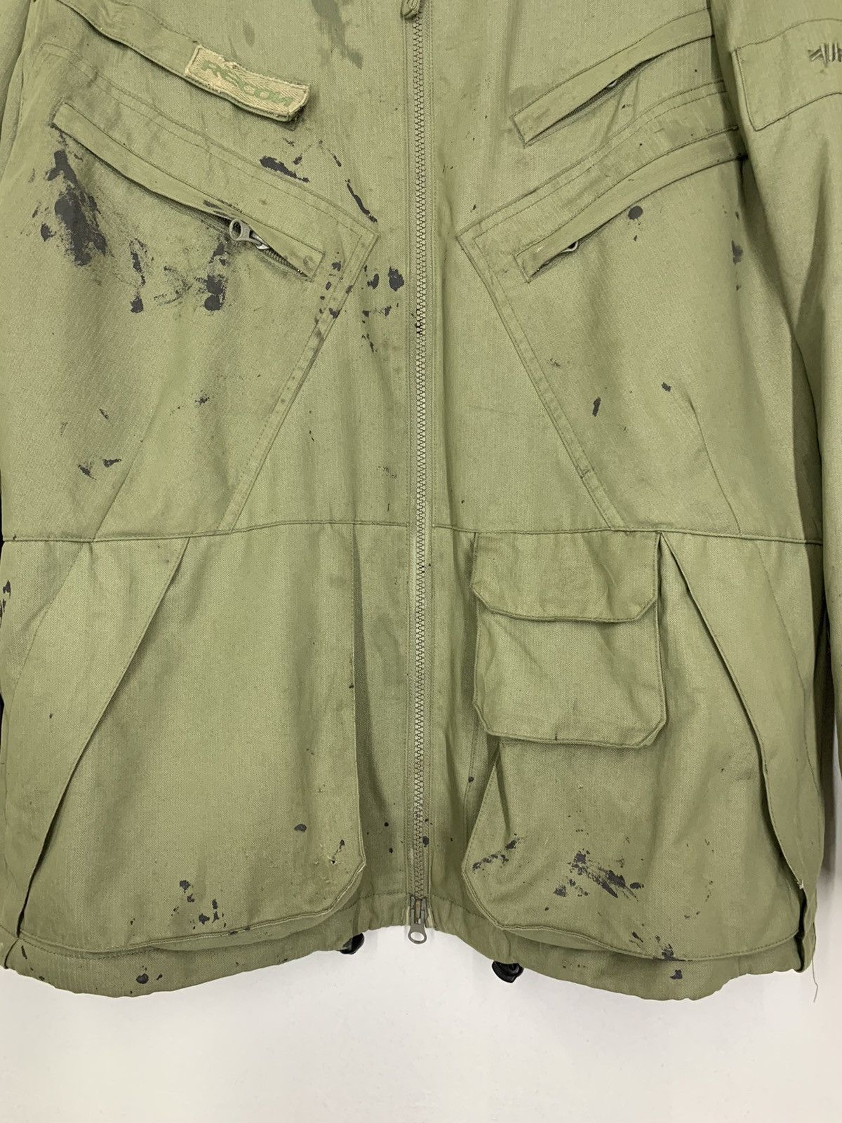 Futura Recon Military Custom Dirty Painted Flight Jacket Size US L / EU 52-54 / 3 - 3 Thumbnail