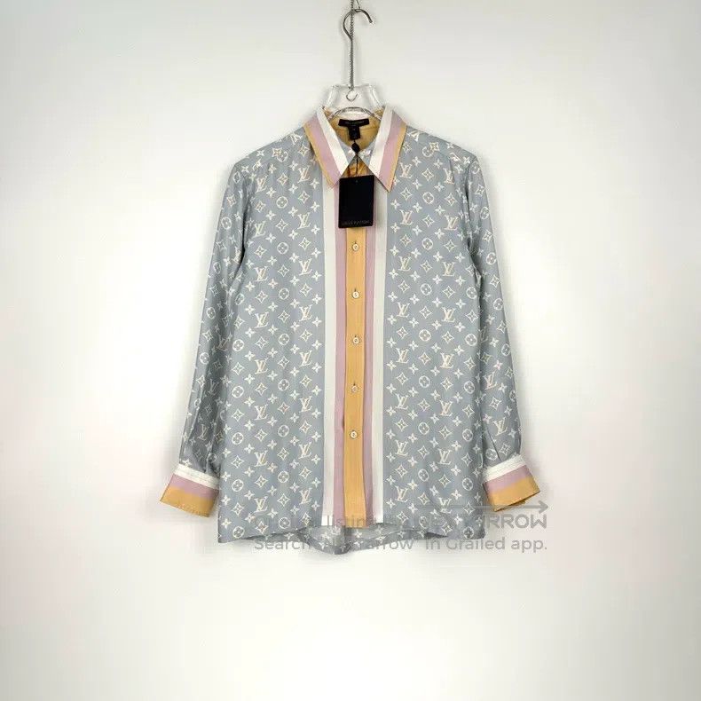 Louis Vuitton Louis Vuitton Light blue full logo mulberry silk shirt Size XS / US 0-2 / IT 36-38 - 3 Thumbnail
