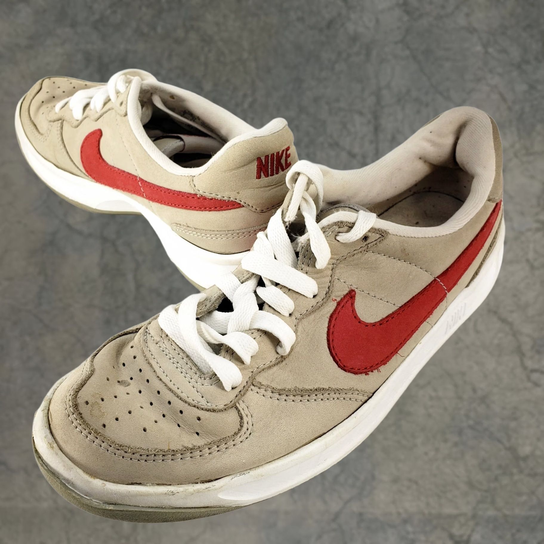 Nike Nike Vintage Classic Gray & Red Leather Sneakers Womens 8M - Alabama Roll Tide Size US 8 / IT 38 - 1 Thumbnail