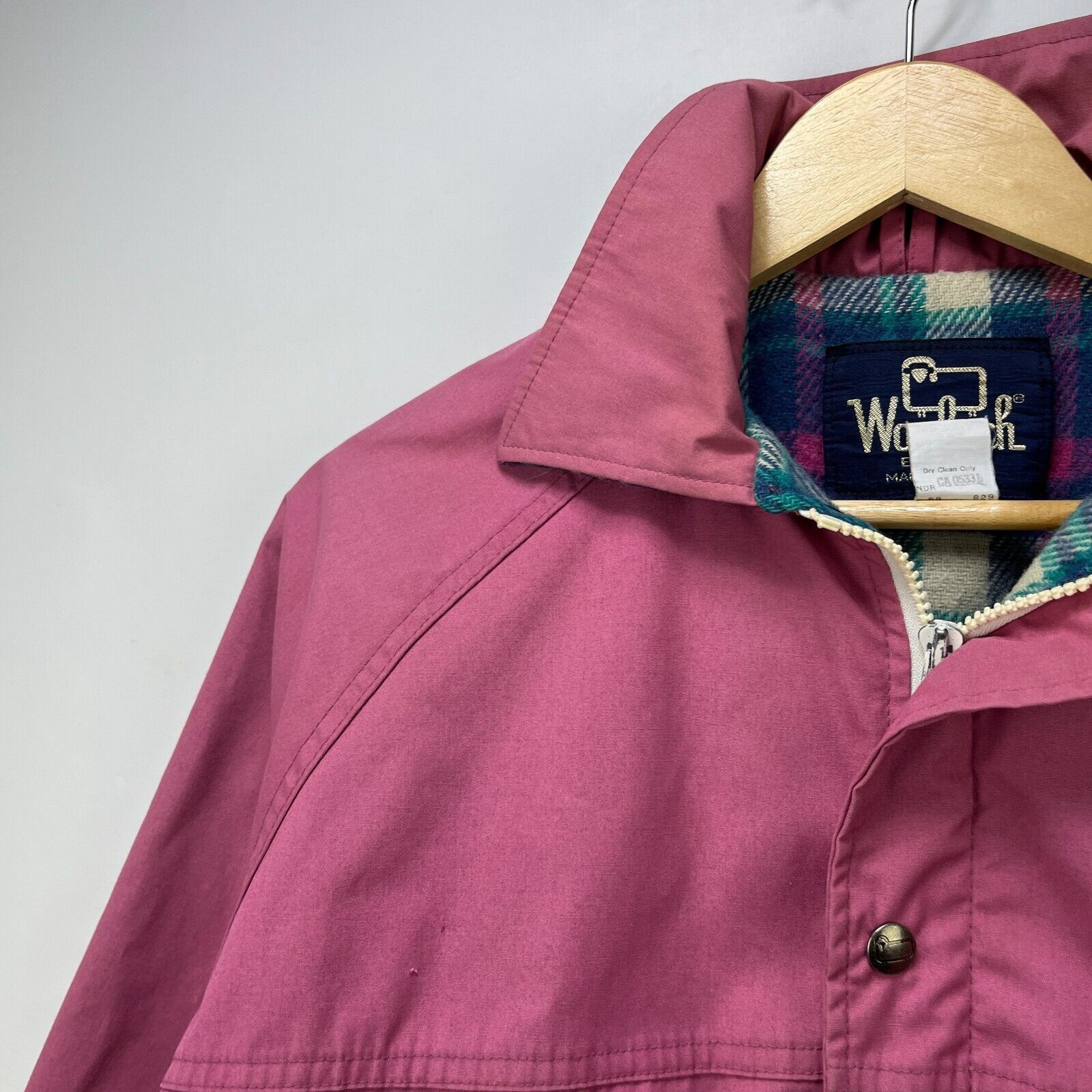 Vintage Vintage 90s Woolrich Plaid Lined USA Pink Jacket Plaid Large Size L / US 10 / IT 46 - 5 Thumbnail