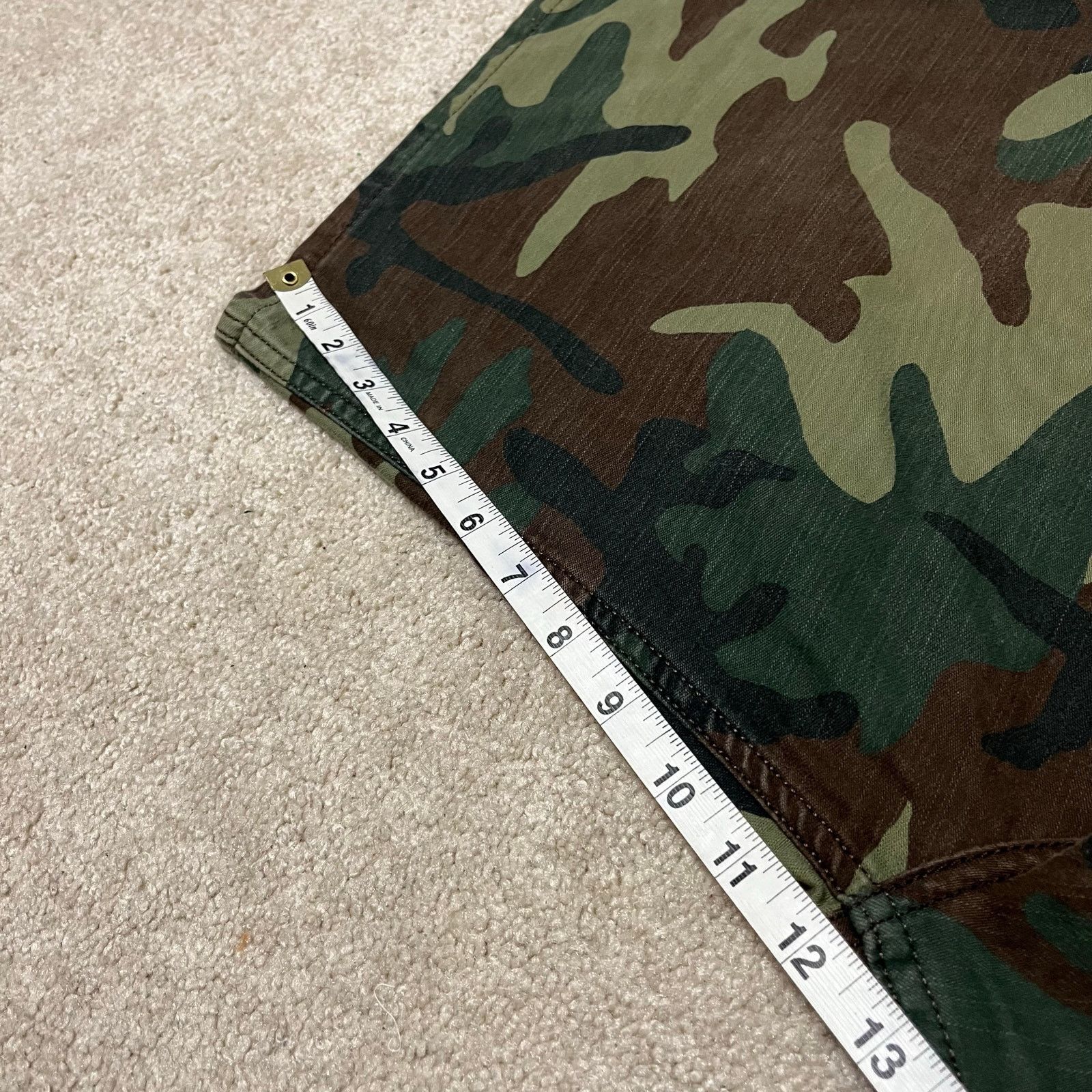 Levi's Levi’s 569 Camouflage Cargo Denim Shorts 36W Size US 36 / EU 52 - 6 Thumbnail