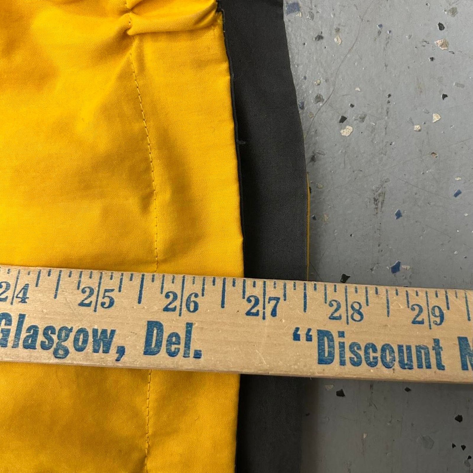 Nautica VTG/Y2K Nautica yellow navy reversible windbreaker jacket Size US L / EU 52-54 / 3 - 6 Thumbnail