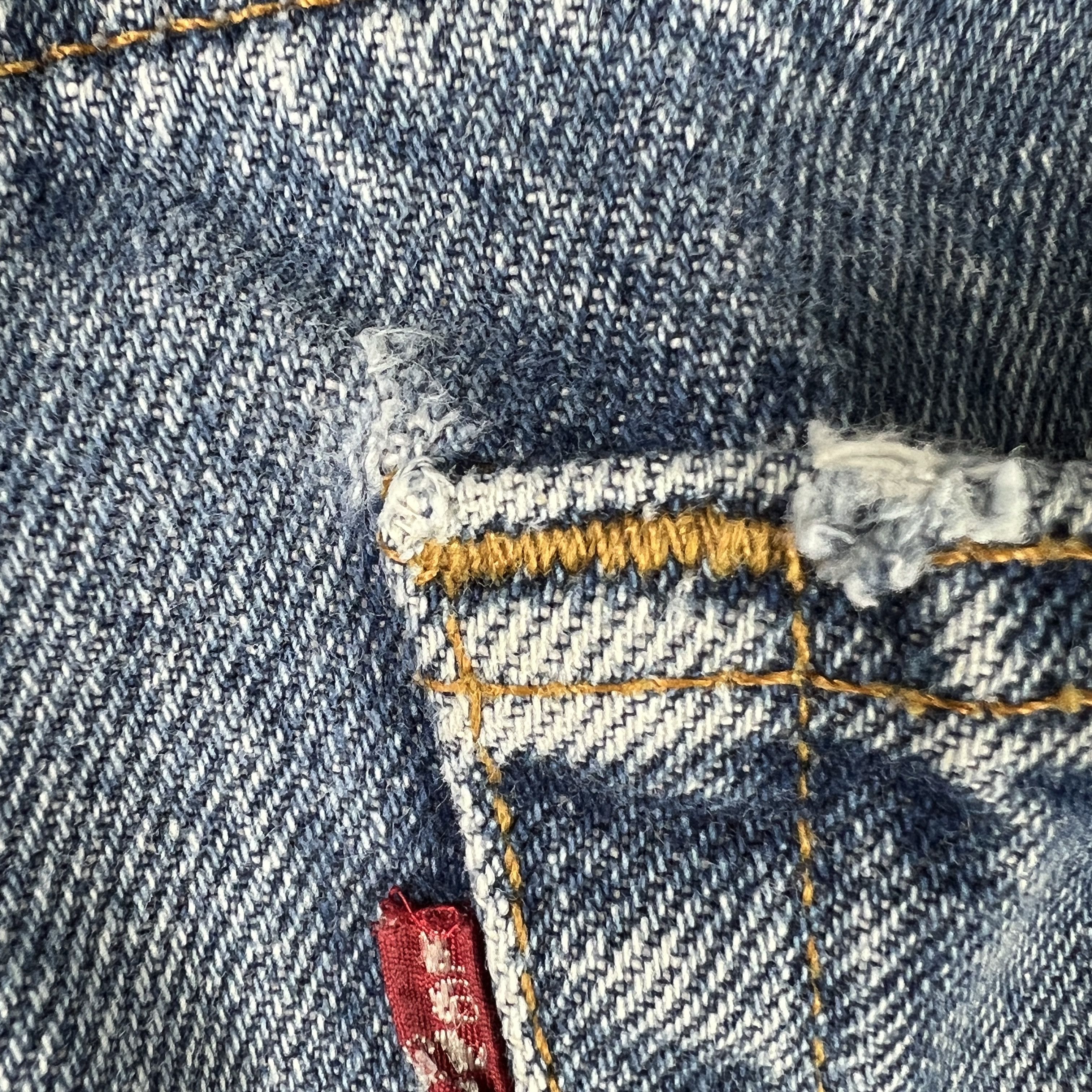 Levi's × Vintage VTG 90s Levi's Jean Shorts 505 Cut Off Frayed Denim Jorts Size US 31 - 12 Thumbnail