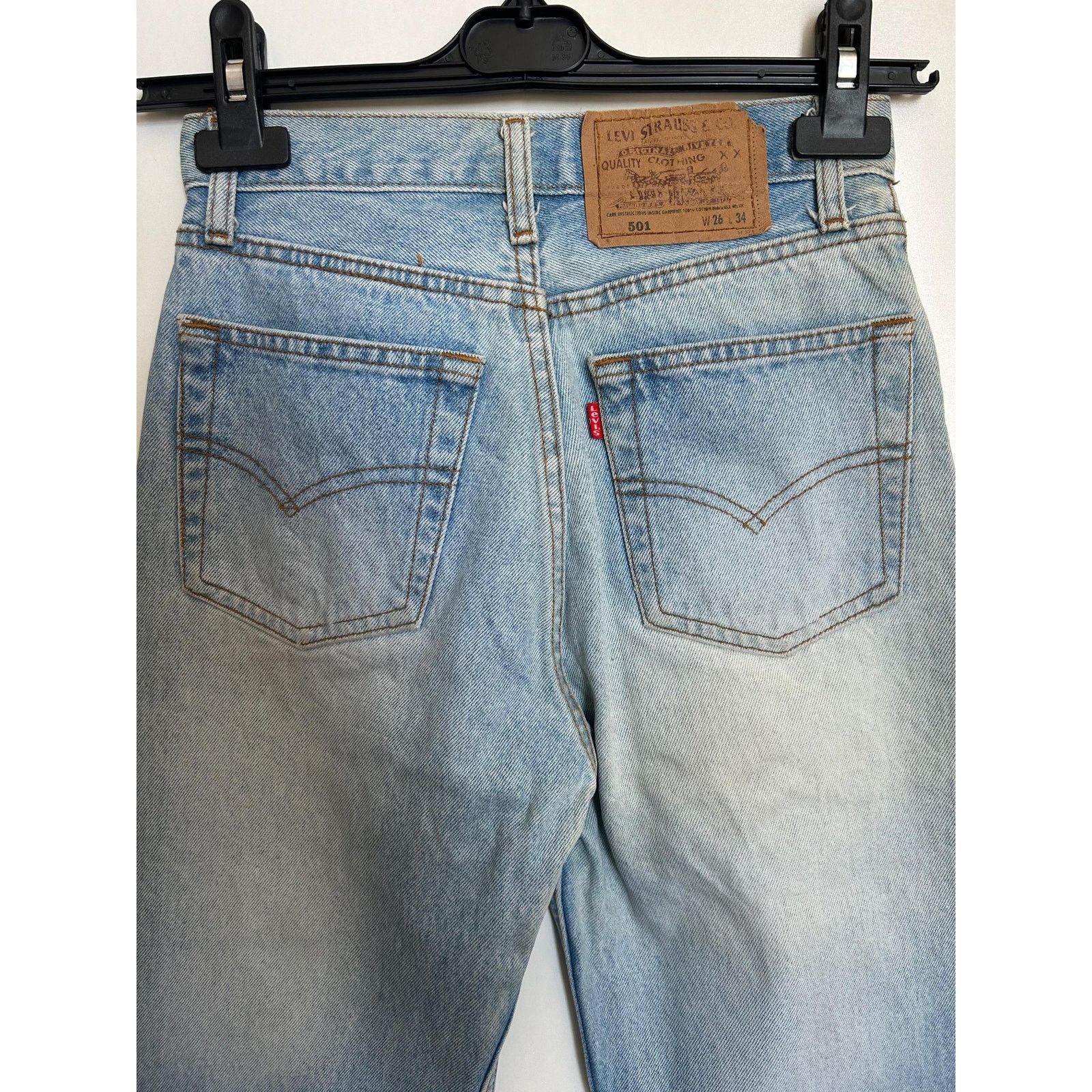 Levi's Vintage Levi's 501 Jeans 26x34 - USA 90s Mid Wash Button Fly Size US 26 / EU 42 - 6 Thumbnail