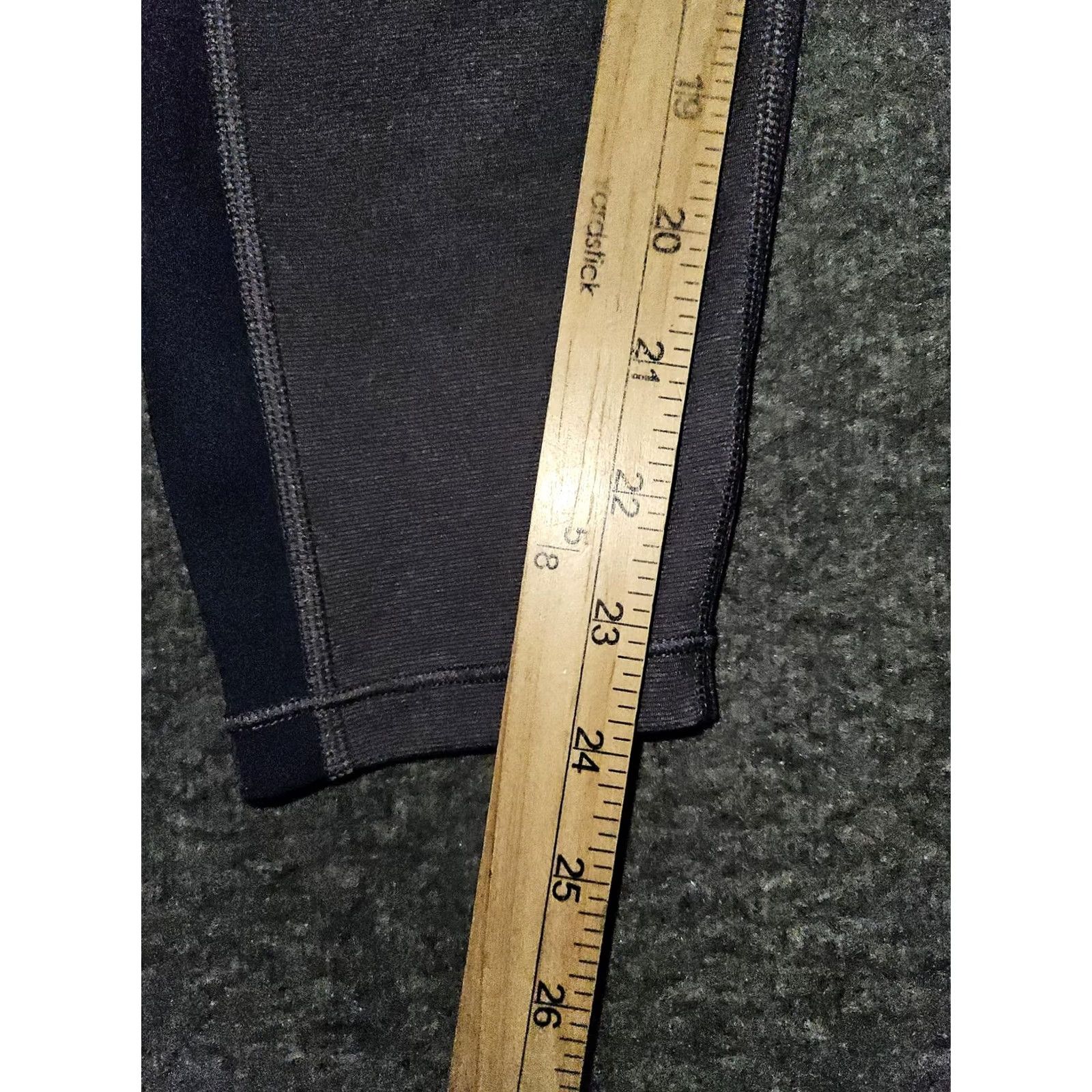 Athleta Athleta Leggings Womens Medium Gray Ultimate Stash Pocket 7/8 Tight Athletic Size 32" / US 10 / IT 46 - 2 Thumbnail