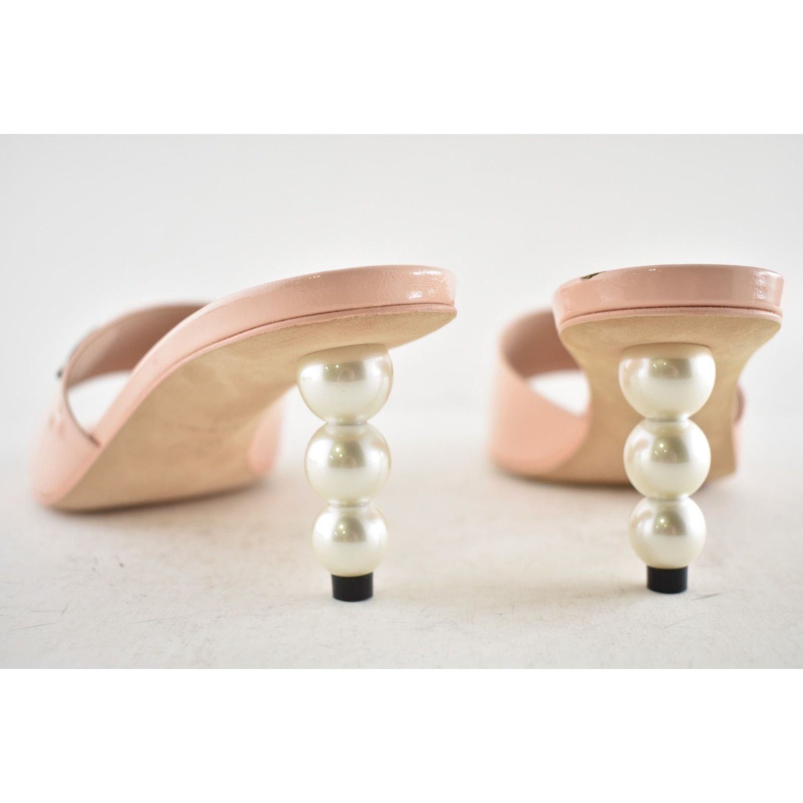 Chanel Chanel 23S Pink Patent Leather CC Logo Pearl Heel Size US 7 / IT 37 - 14 Thumbnail