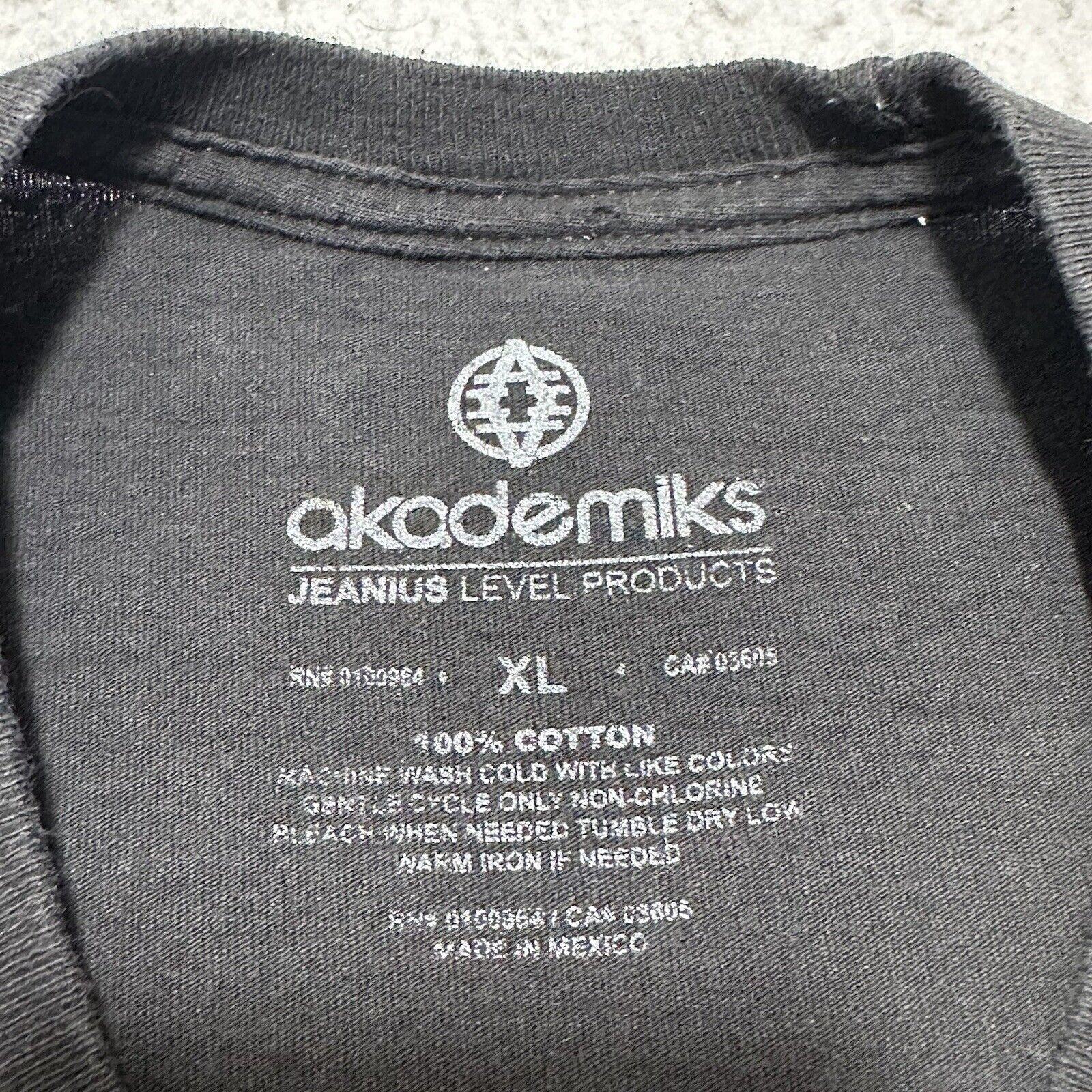 Akademiks Akademiks XL Jenius Level American Flag Graphic T Shirt Size US XL / EU 56 / 4 - 3 Thumbnail