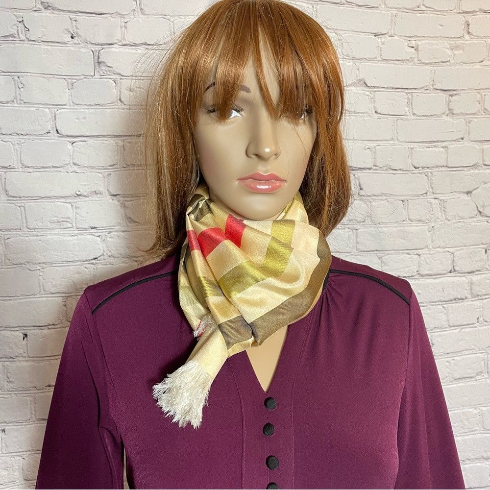 Bloomingdale's Vintage Silk Scarf Made in Italy For Bloomingdale's Size ONE SIZE - 3 Thumbnail