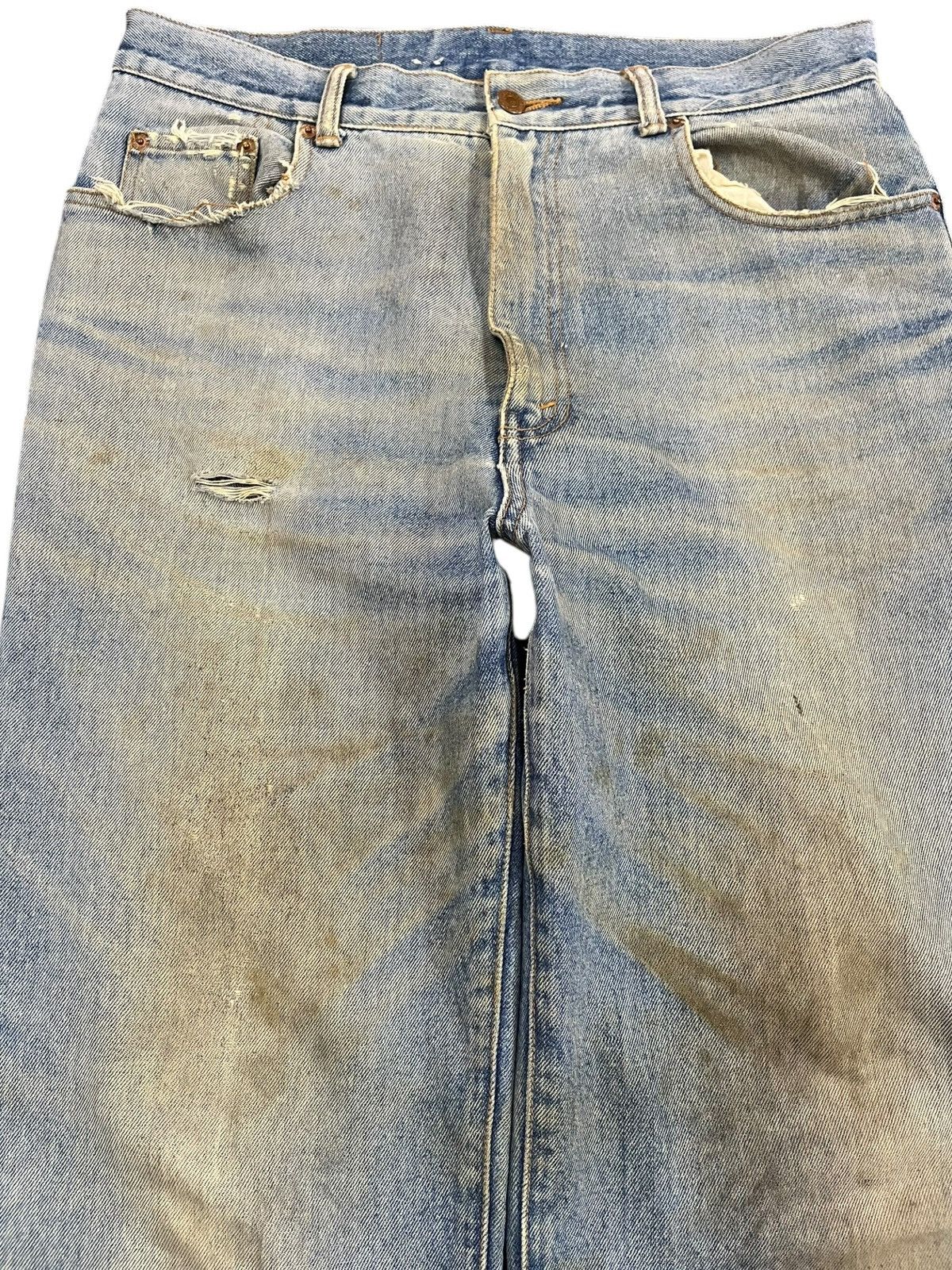 Japanese Brand Vintage Blue Chaser Baggy Mudwash Denim Size US 33 - 2 Thumbnail
