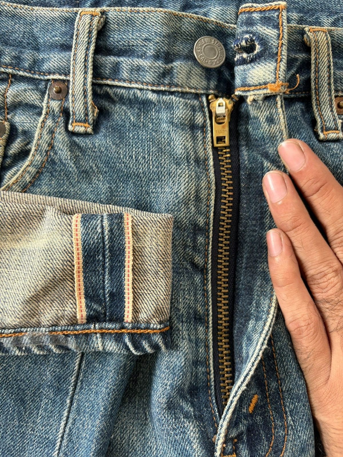 Levi's Vintage 80s Levis 502 Big E Selvedge Mud Wash Baggy Jeans Size US 32 / EU 48 - 4 Thumbnail