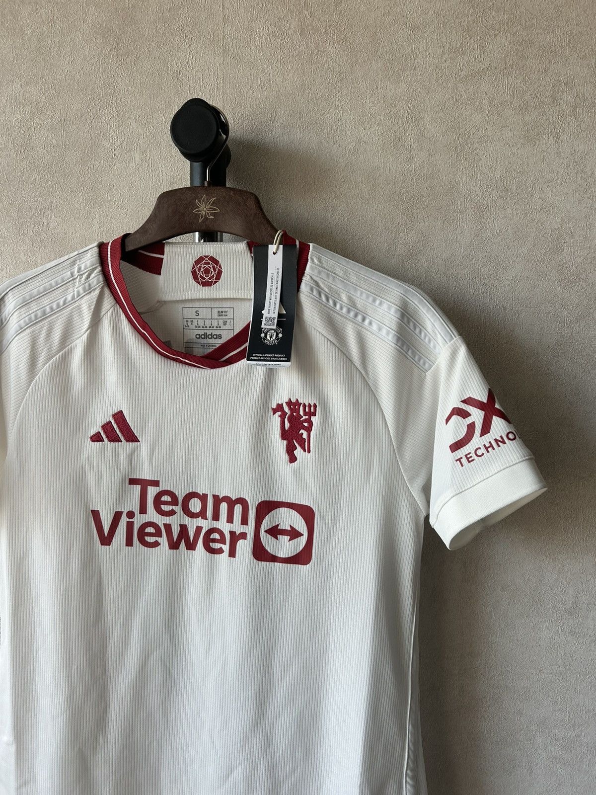 Adidas Adidas Manchester United 2023/2024 Third Soccer Jersey Size US S / EU 44-46 / 1 - 4 Thumbnail