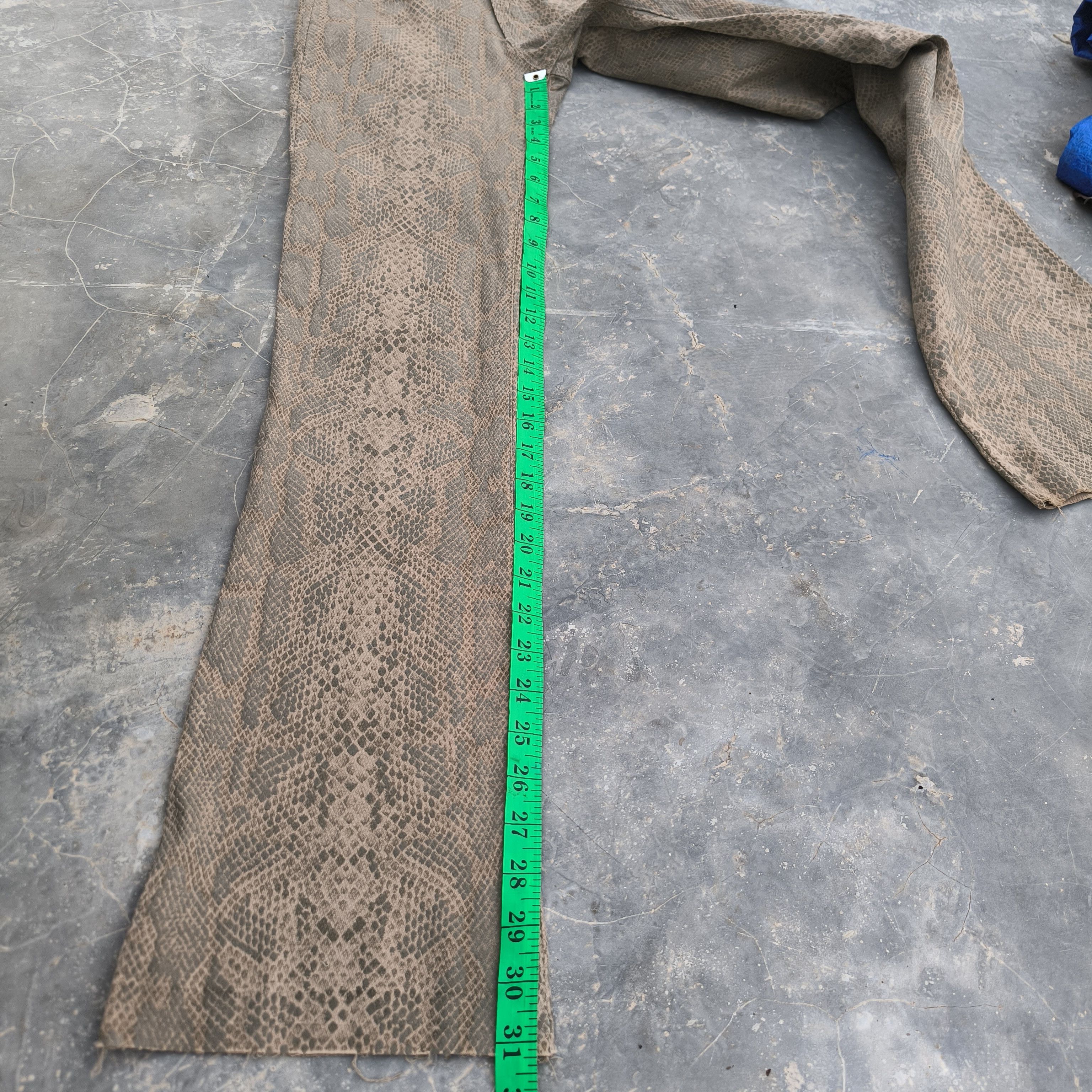 If Six Was Nine Stretchy flared Full printed Python Snake Skin Size 27" / US 4 / IT 40 - 12 Thumbnail