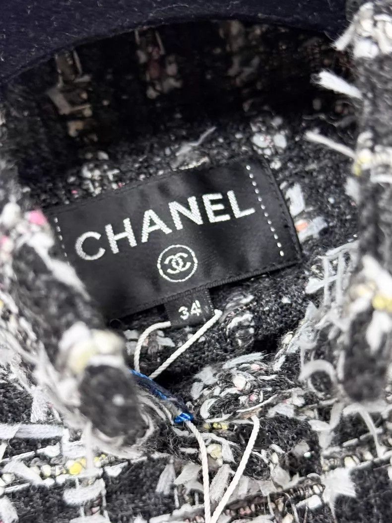 Chanel Chanel 23A Handicraft Workshop Series Black and White Colo Size XXS / US 00 / IT 34 - 6 Thumbnail