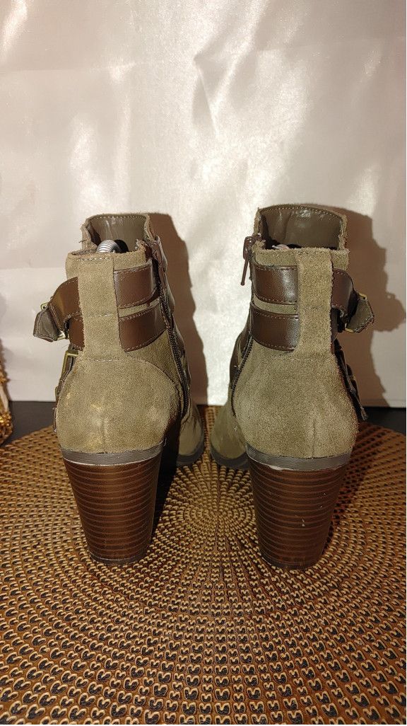 I.N.C I.N.C. Laini Suede Booties Size 8M Size US 8 / IT 38 - 5 Thumbnail