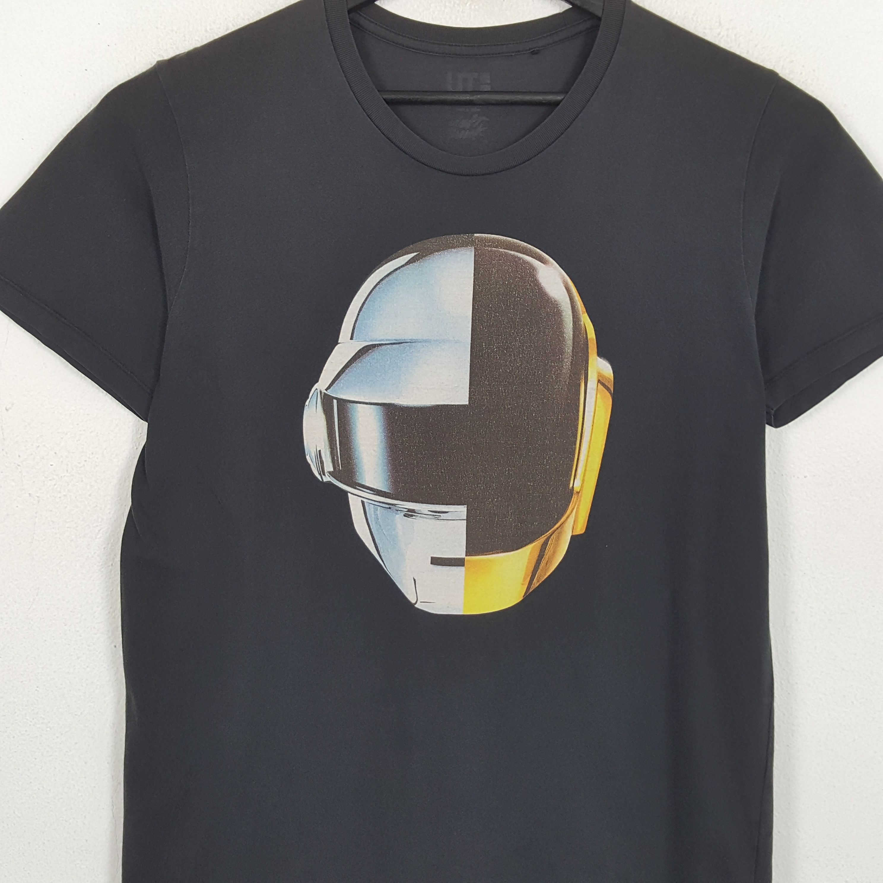Band Tees × Vintage DAFT PUNK Electronic Music Duo Center Design Tshirt Size US M / EU 48-50 / 2 - 2 Thumbnail