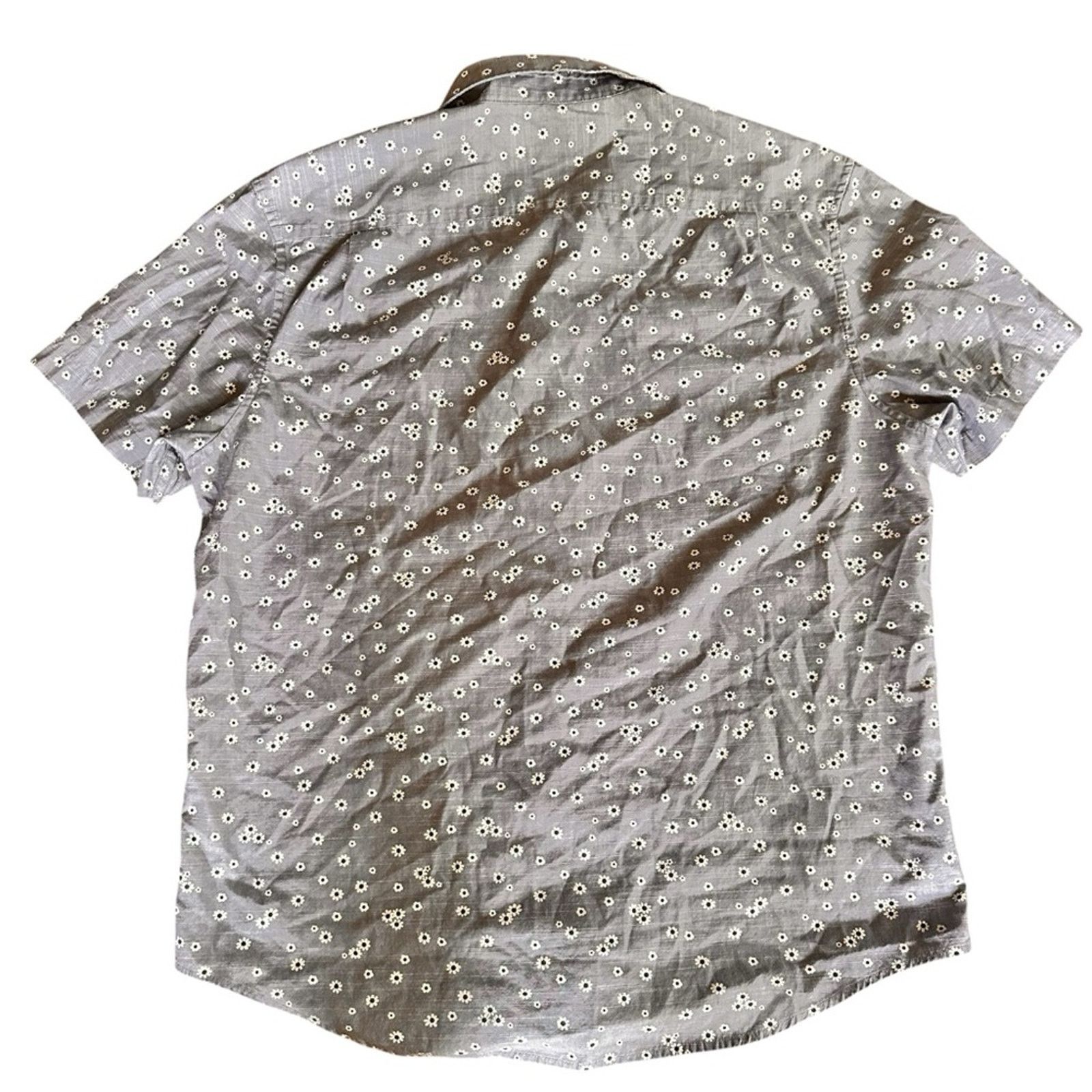Original Penguin Original Penguin Men’s Floral Short Sleeve Button Down Size US L / EU 52-54 / 3 - 5 Thumbnail