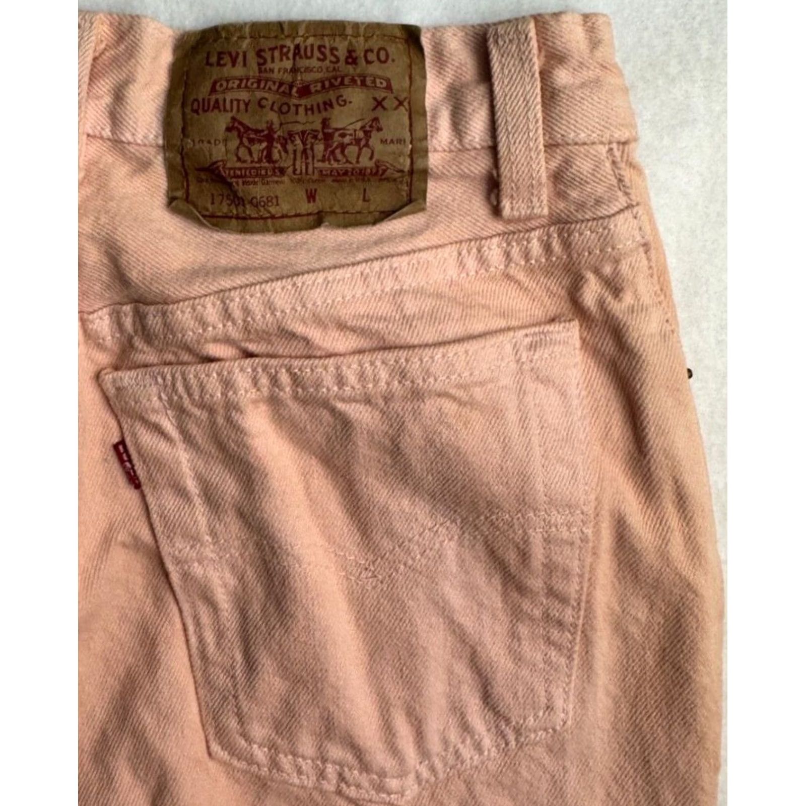 Levi's VINTAGE Levis 501xx Jeans Womens 7 23x31 Peach Original 90s Button Fly Paper Tag Size 28" / US 6 / IT 42 - 6 Thumbnail