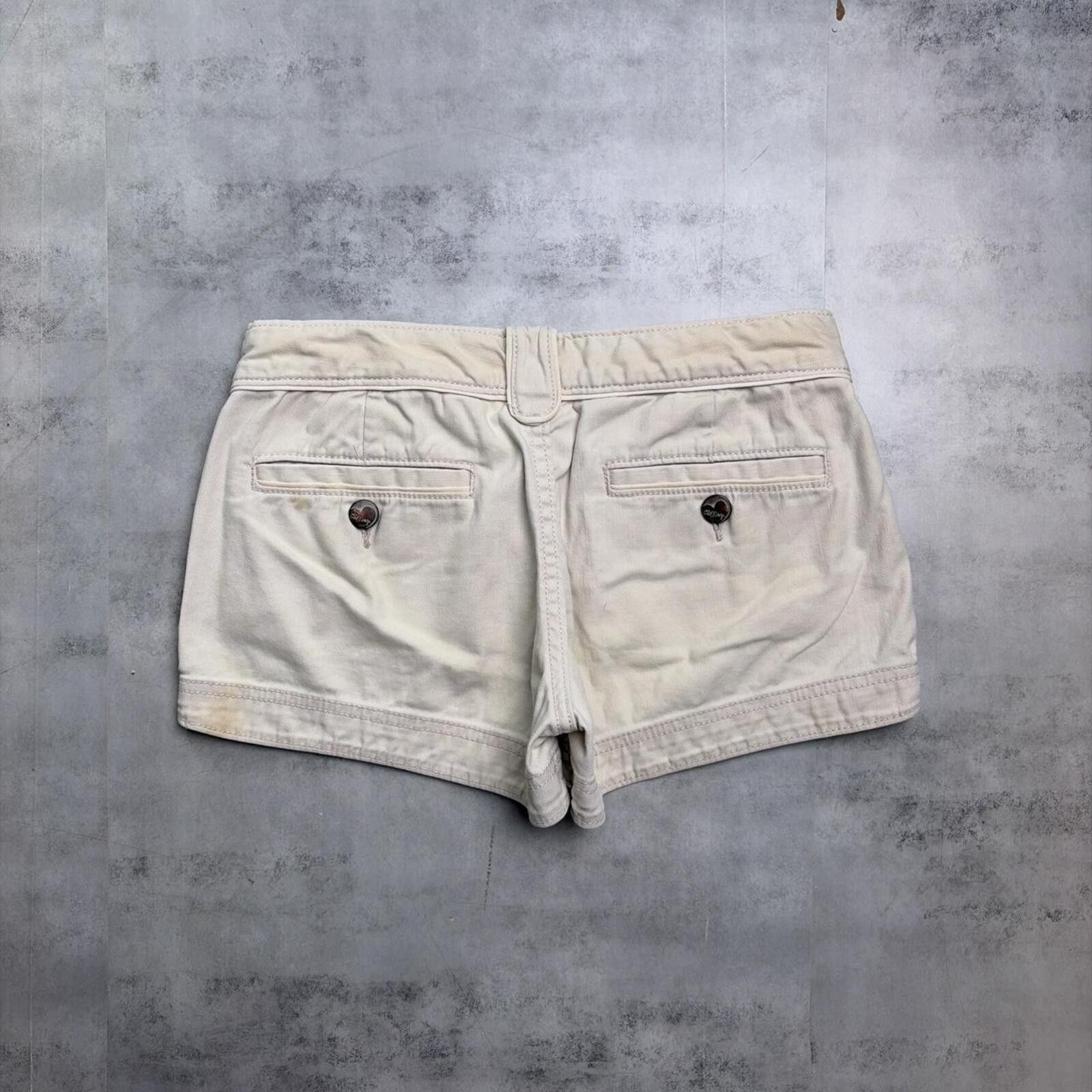 Old Navy Y2K Beige Old Navy Grunge Mini Gothic Shorts Size 34" / US 12 / IT 48 - 1 Thumbnail
