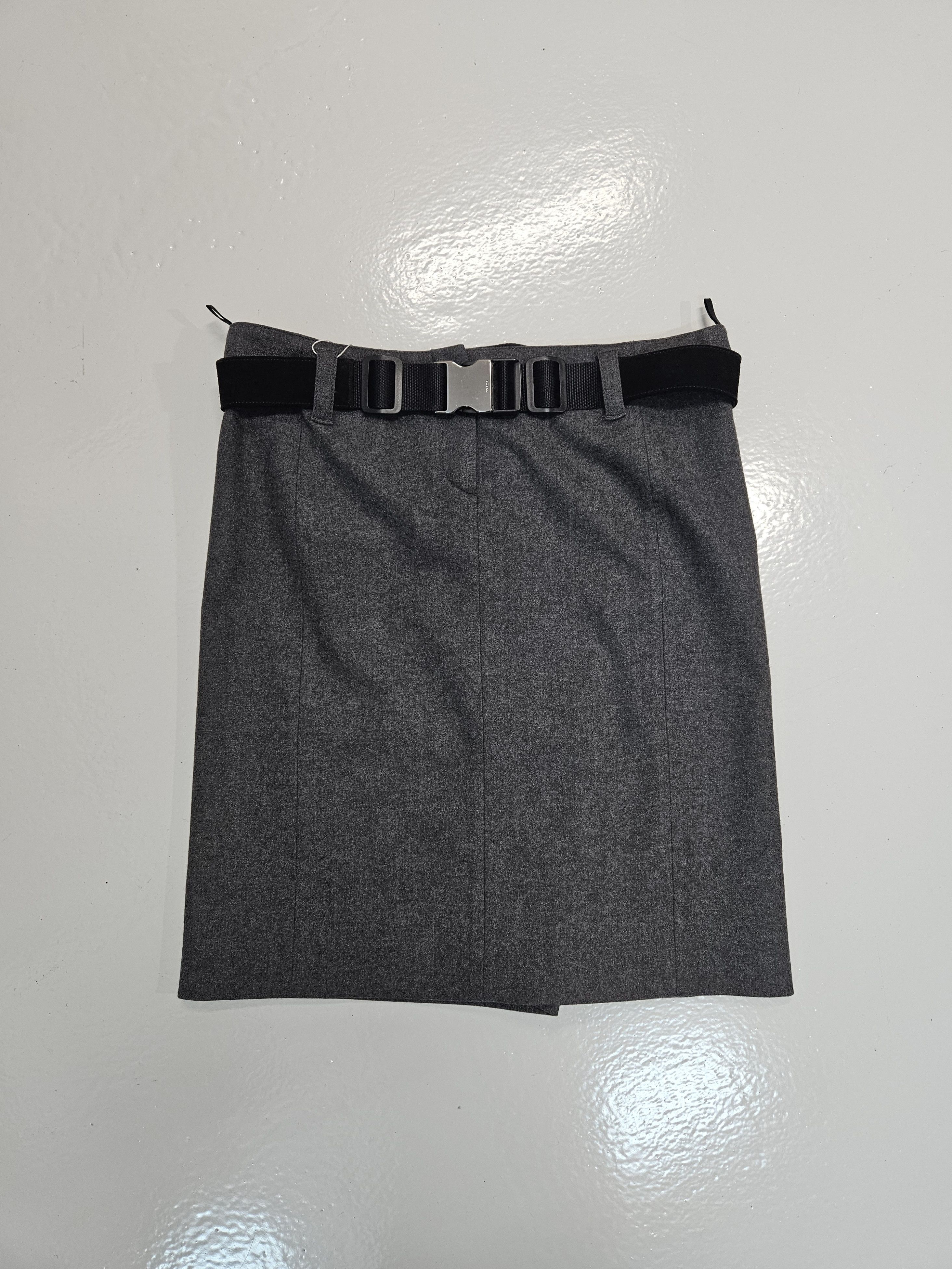 Prada Archive AW2006 Prada belted wool skirt Size 32" / US 10 / IT 46 - 1 Thumbnail