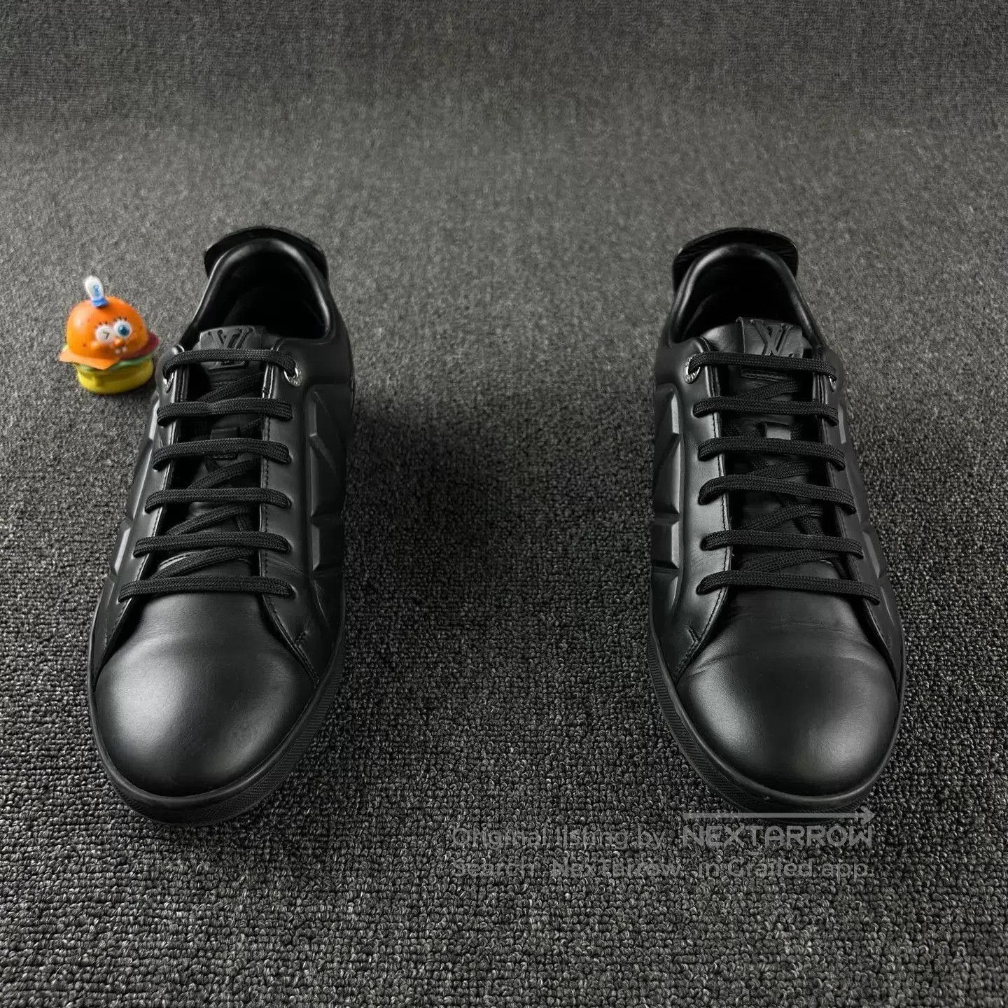 Louis Vuitton Black Low. Size US 9.5 / EU 42-43 - 2 Thumbnail
