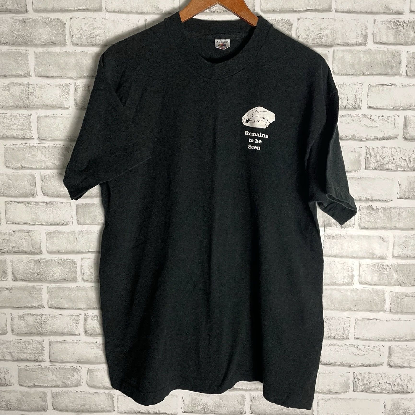 Fruit Of The Loom VINTAGE Fruit of the Loom Men's T-Shirt XL Black USA Graphic Tee 2000s Size US XL / EU 56 / 4 - 2 Thumbnail