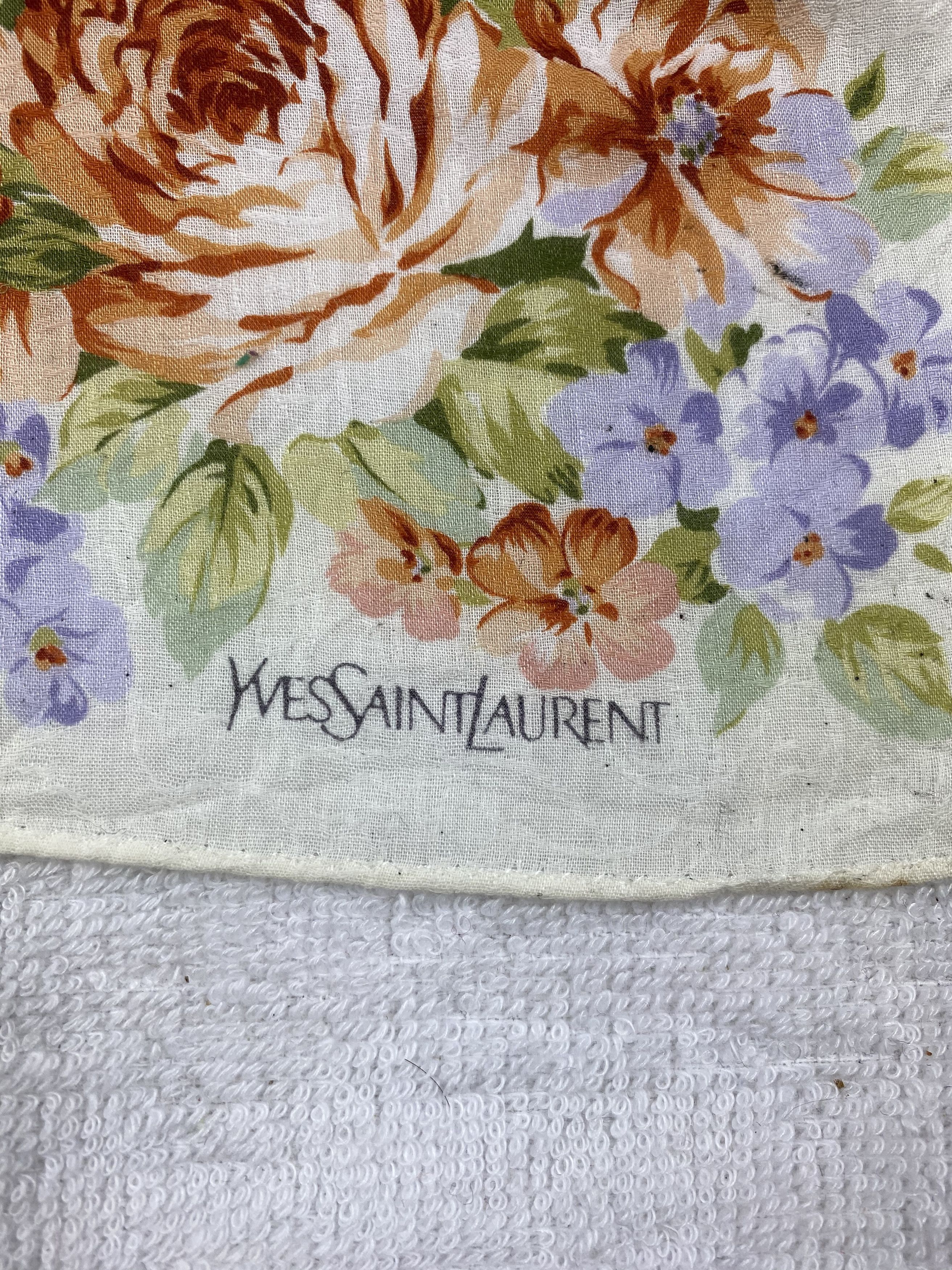 Yves Saint Laurent Yves Saint Laurent Handkerchief / Bandana / Neckerchief Size ONE SIZE - 5 Thumbnail