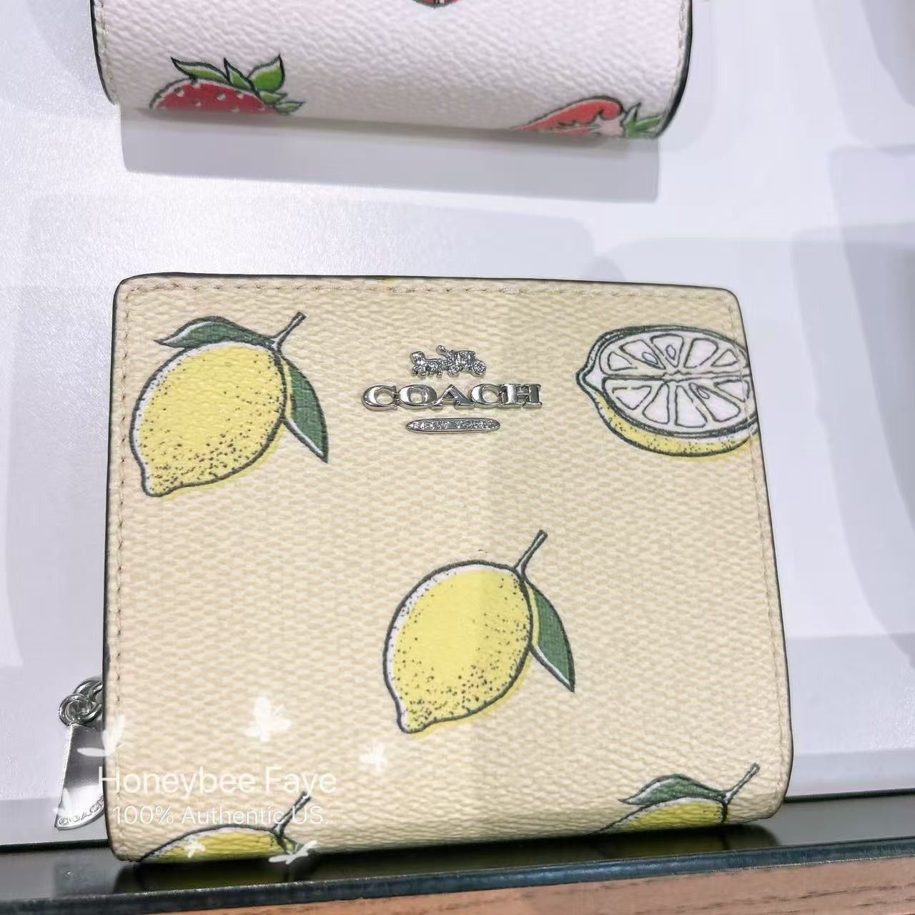 Coach Snap Wallet With Lemon Print CAP19 Size ONE SIZE - 2 Thumbnail