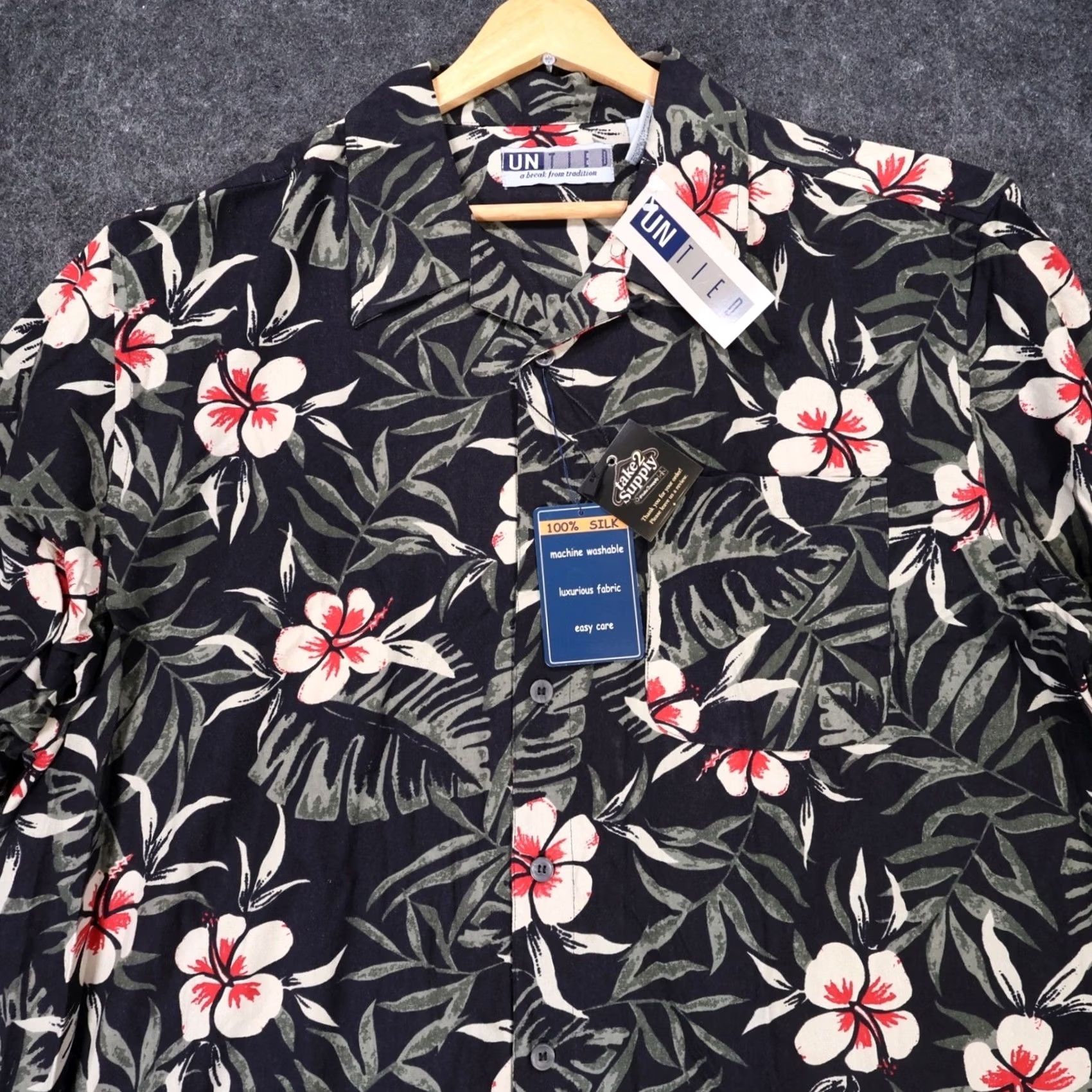 Vintage VINTAGE Untied Shirt Mens XL Black Silk Floral Tropical 90s Button Up Size US XL / EU 56 / 4 - 4 Thumbnail
