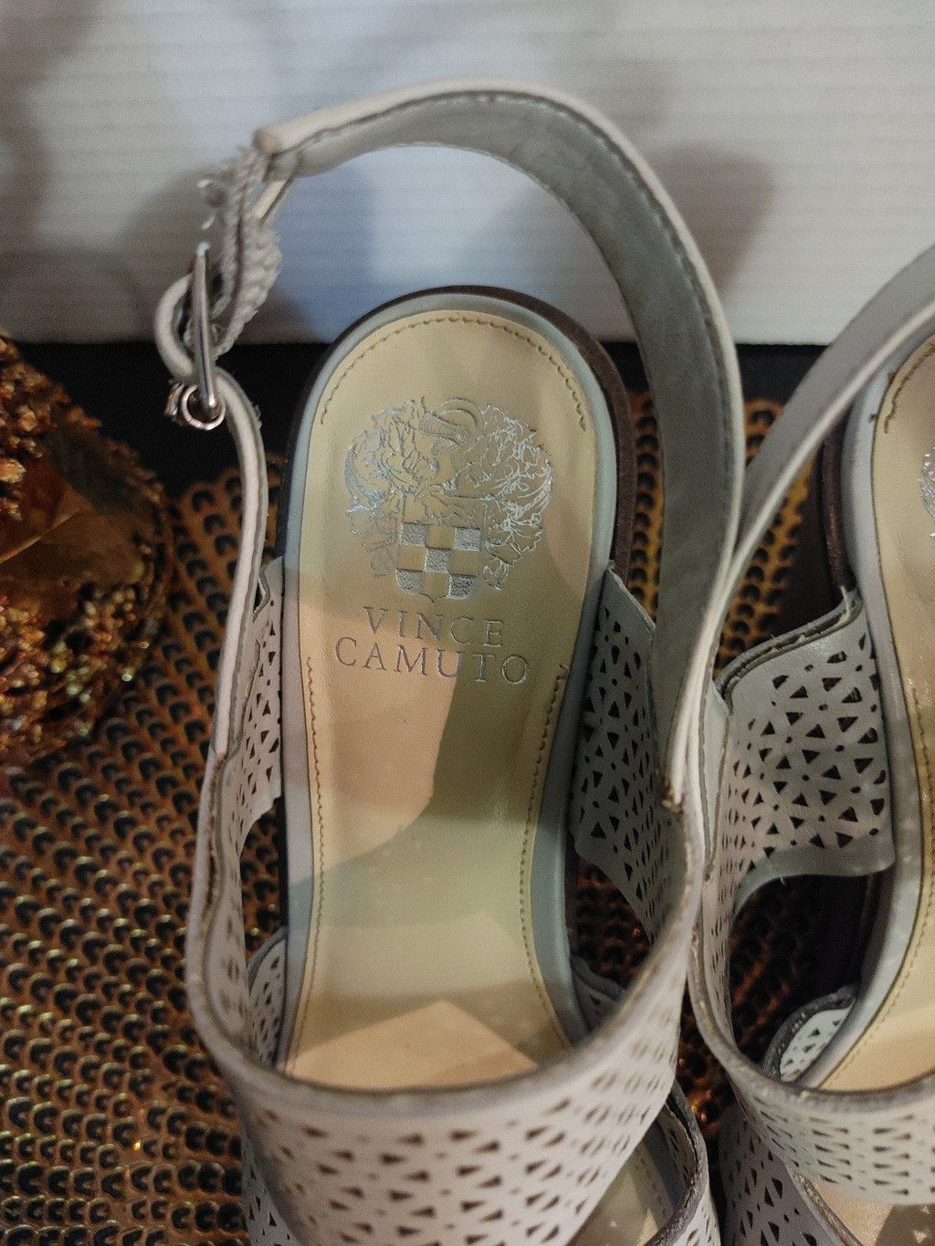 Vince Camuto Vince Camuto Delinda Wedges Size 8.5 Size US 8.5 / IT 38.5 - 4 Thumbnail