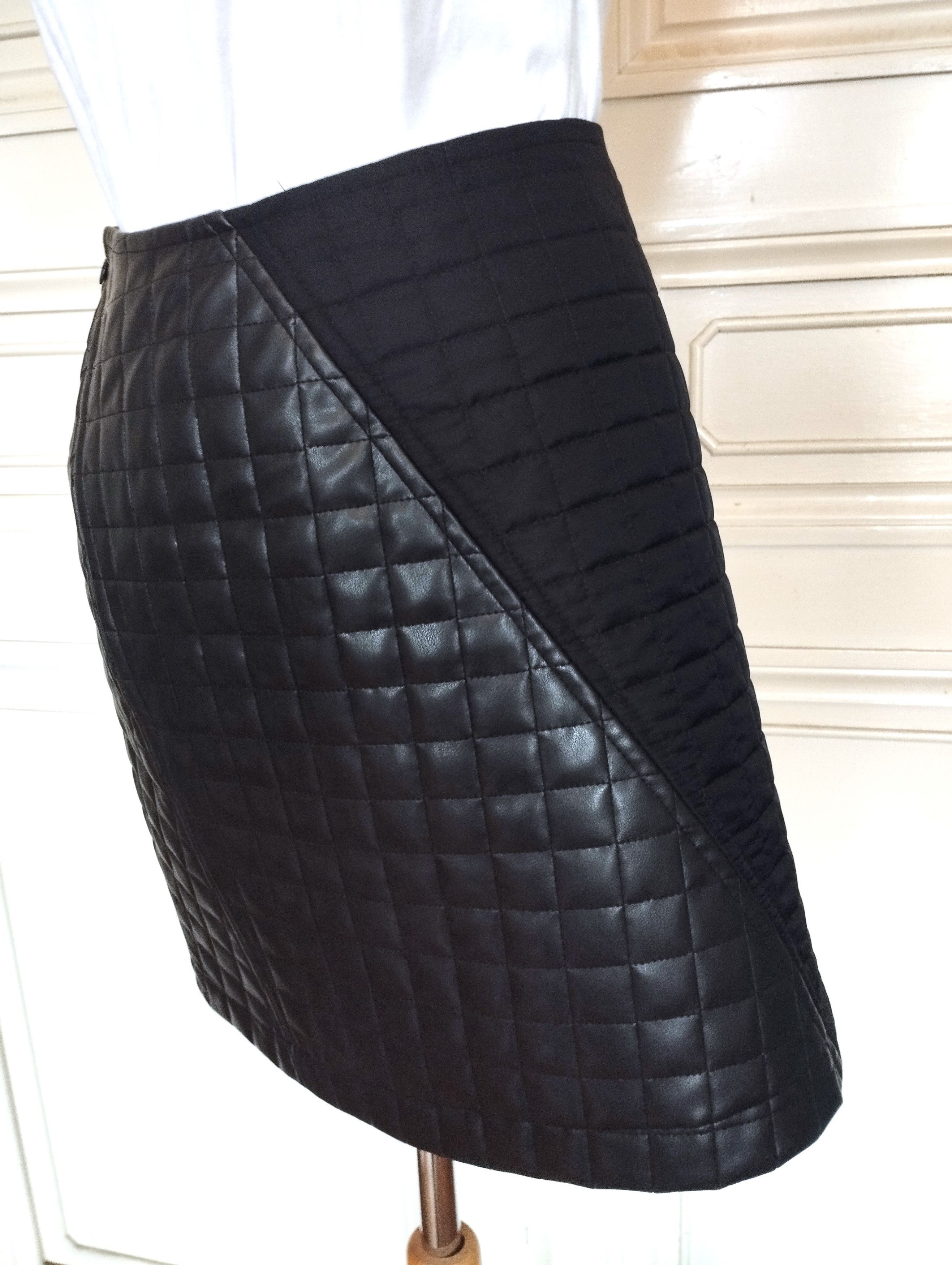 Christian Lacroix Christian Lacroix Jupe Quadrille Bi matière TXS Size 25" / US 0 / IT 36 - 6 Thumbnail