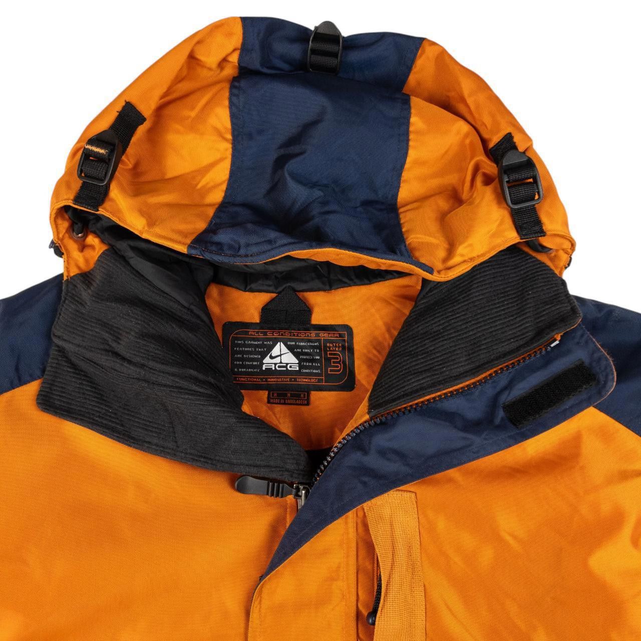 Nike Vintage Nike ACG Center Swoosh Waterproof Jacket Size XL Size US XL / EU 56 / 4 - 3 Thumbnail