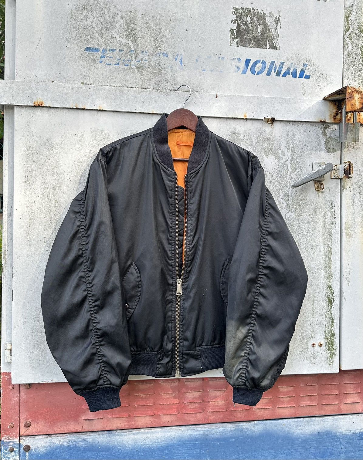 Vintage 🪖Vintage THRASHED Bosch MA-1 Bomber Jacket Size US M / EU 48-50 / 2 - 2 Thumbnail