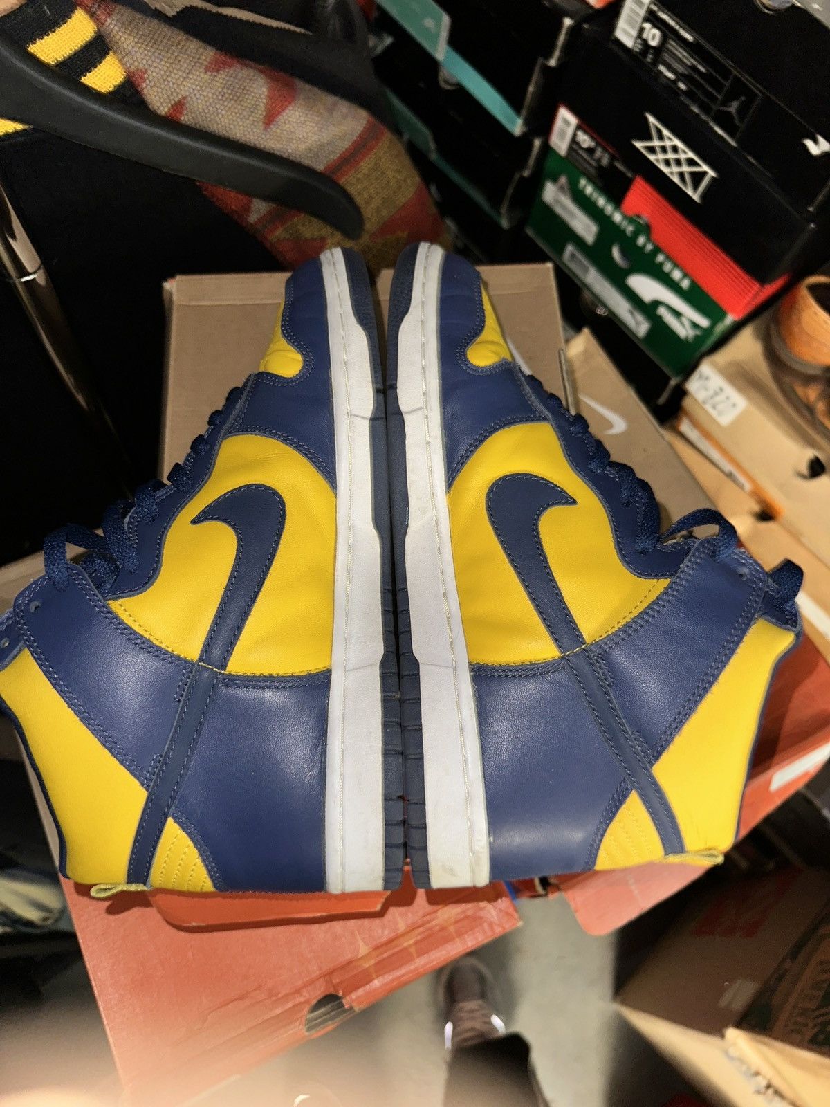 Nike Vintage Nike Dunk High 2003 ‘University of Michigan’ Size US 10 / EU 43 - 7 Thumbnail