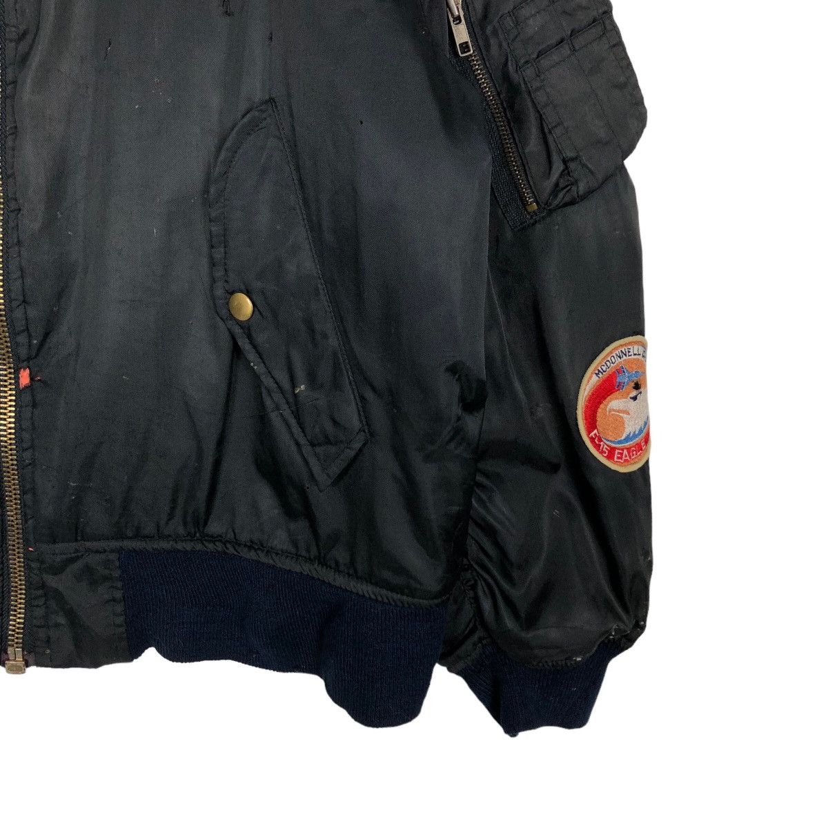 Japanese Brand 🔥90s RIOT RIOT REVERSIBLE BOMBER JACKET USS MIDWAY MILITARY Size US M / EU 48-50 / 2 - 5 Thumbnail