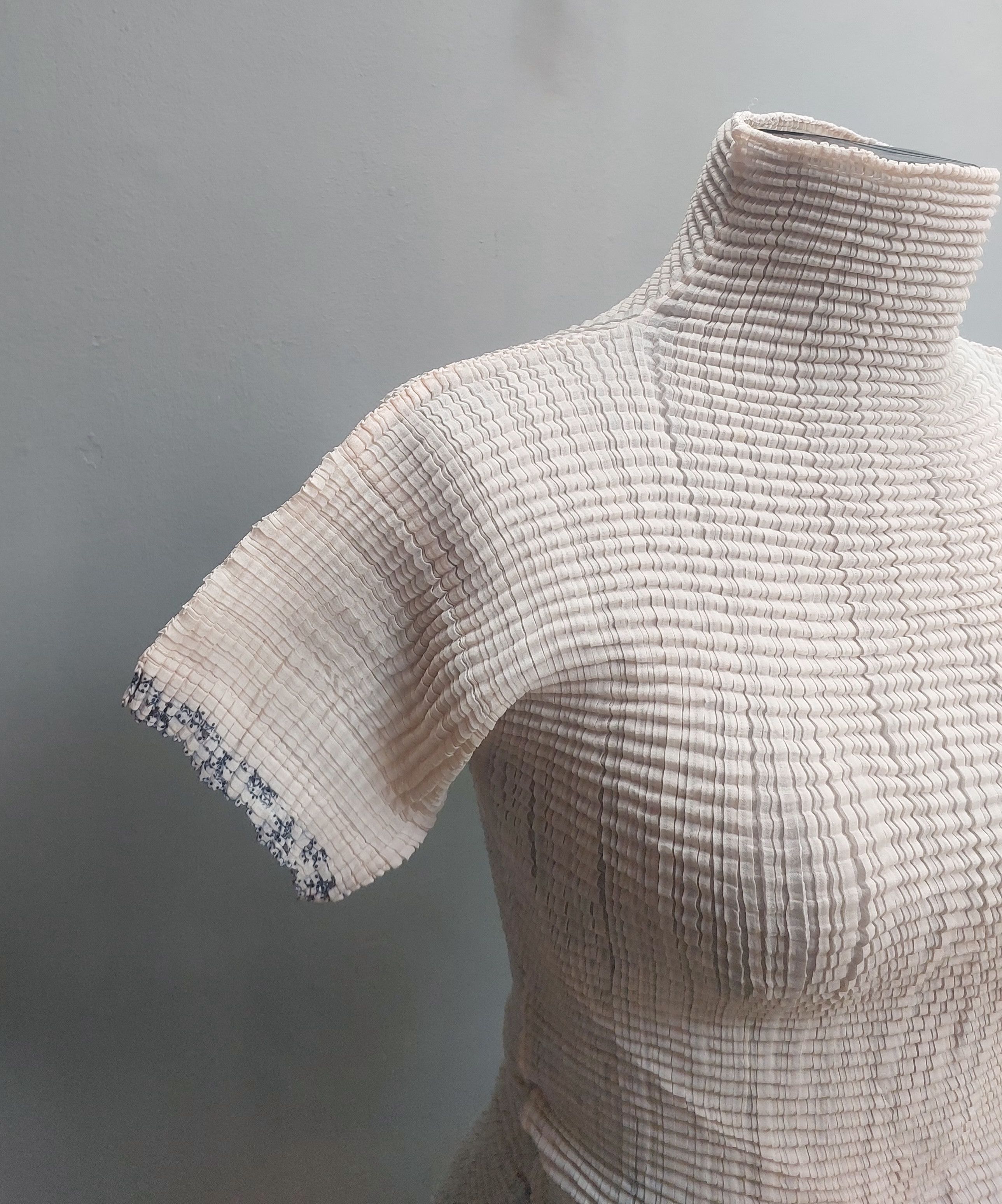 Issey Miyake Pleats Please x Issey Miyake 2 Size XS / US 0-2 / IT 36-38 - 4 Thumbnail