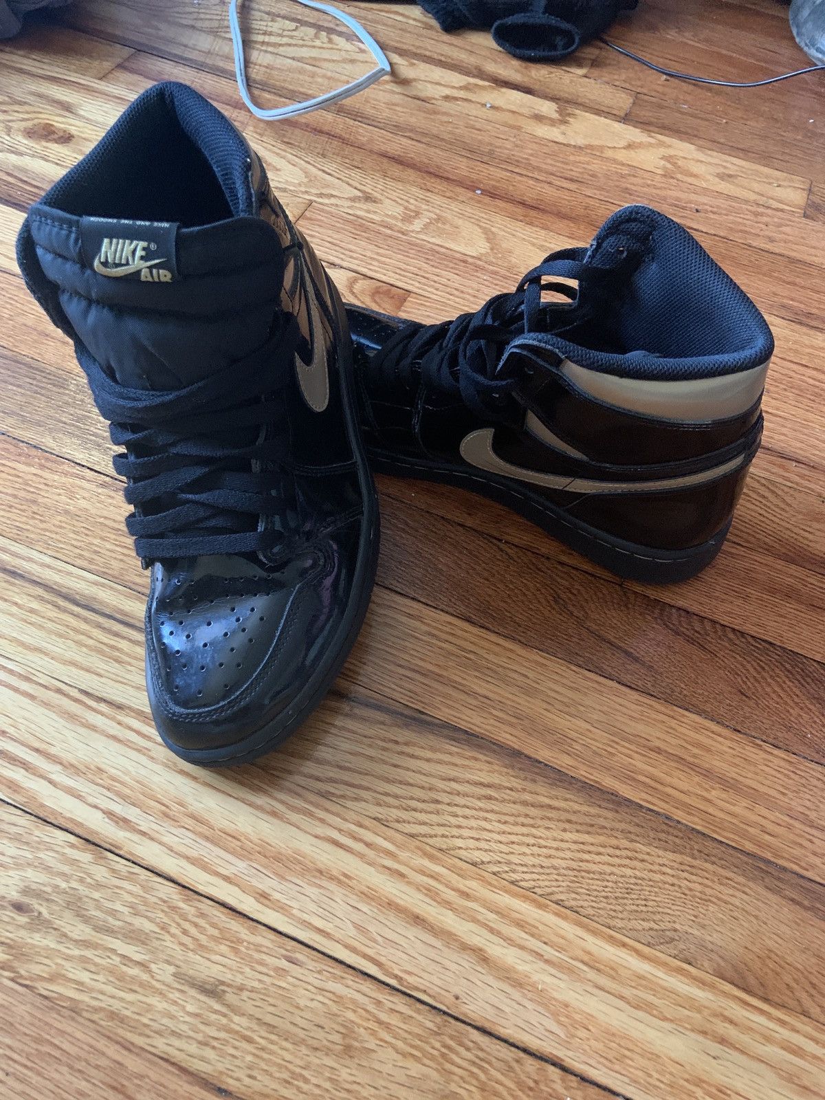 Jordan Brand Air Jordans 1 “METALLIC GOLD | PERFECT condition | no crease Size US 11 / EU 44 - 6 Thumbnail