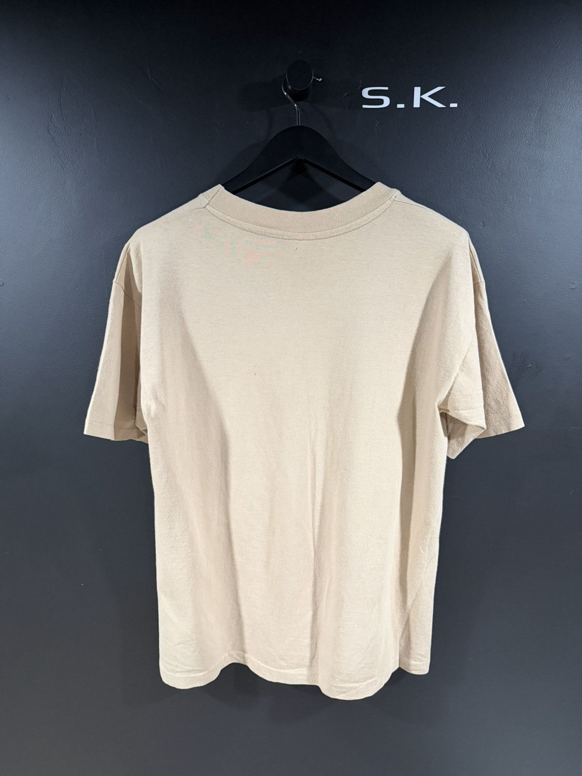 Vintage 1990s Vintage Army Single Stitch Distressed Military Tee L Size US L / EU 52-54 / 3 - 7 Thumbnail