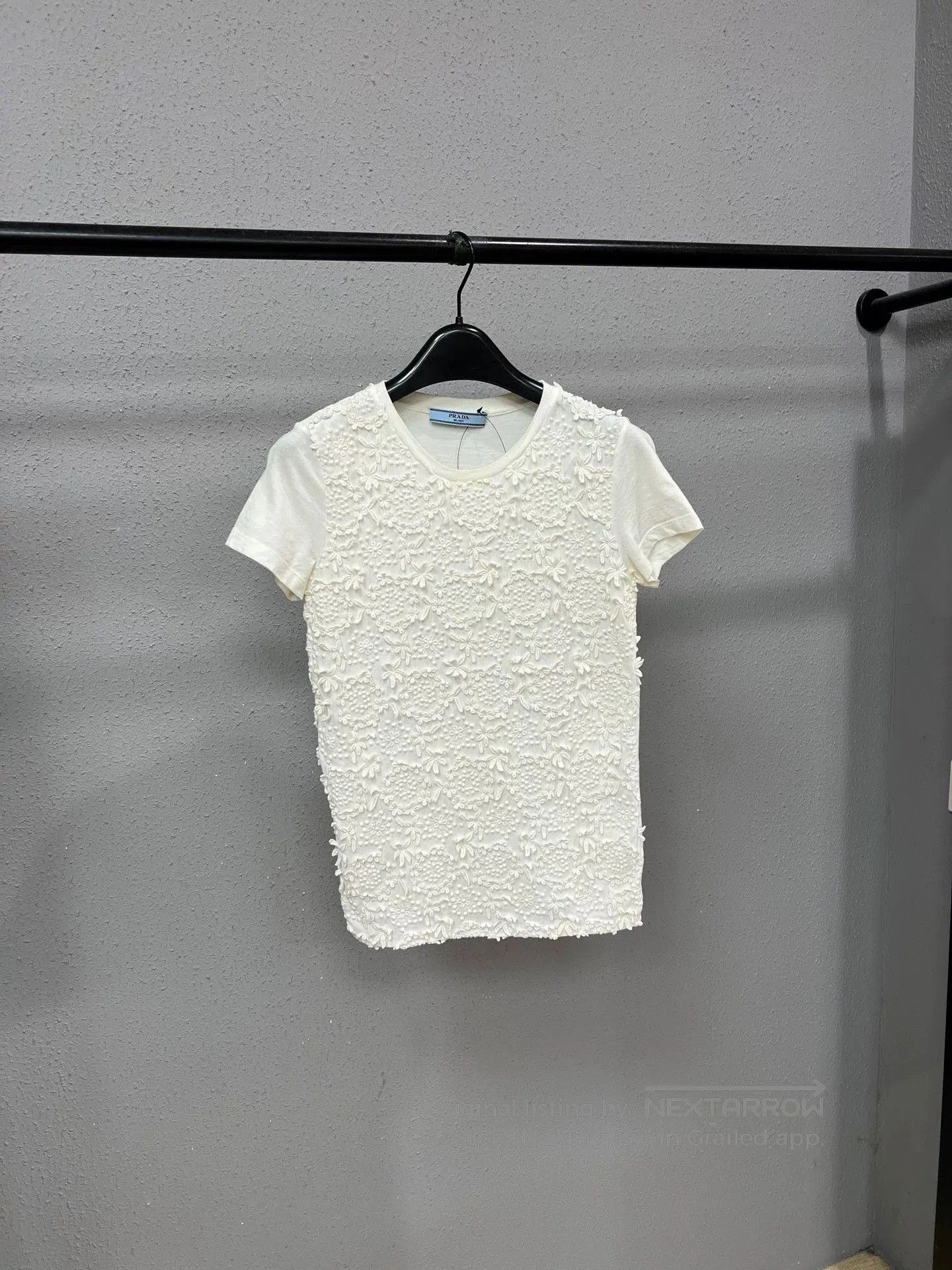 Prada Prada Short-Sleeve Top. Size XS / US 0-2 / IT 36-38 - 1 Thumbnail