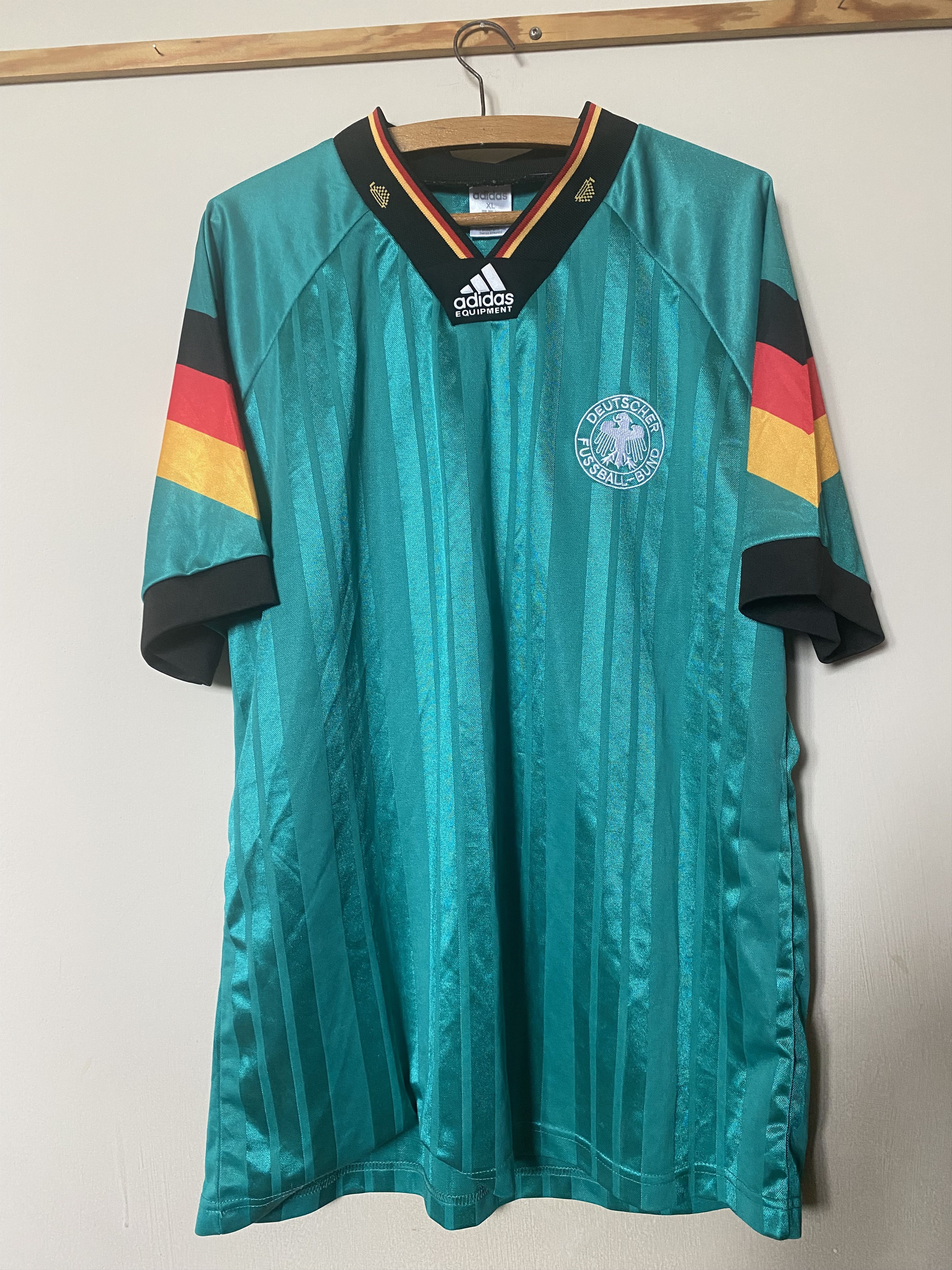 Adidas Vintage GERMANY 1992 - 1994 - Adidas - XL - UNIQUE Size US XL / EU 56 / 4 - 1 Thumbnail