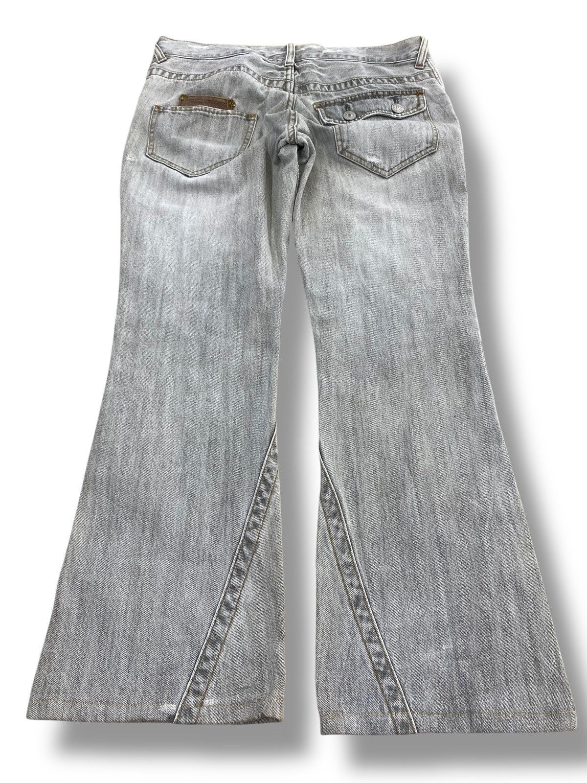 Japanese Brand Japanese Brand Faded Light Wash Style Flare Jeans Size US 34 / EU 50 - 3 Thumbnail