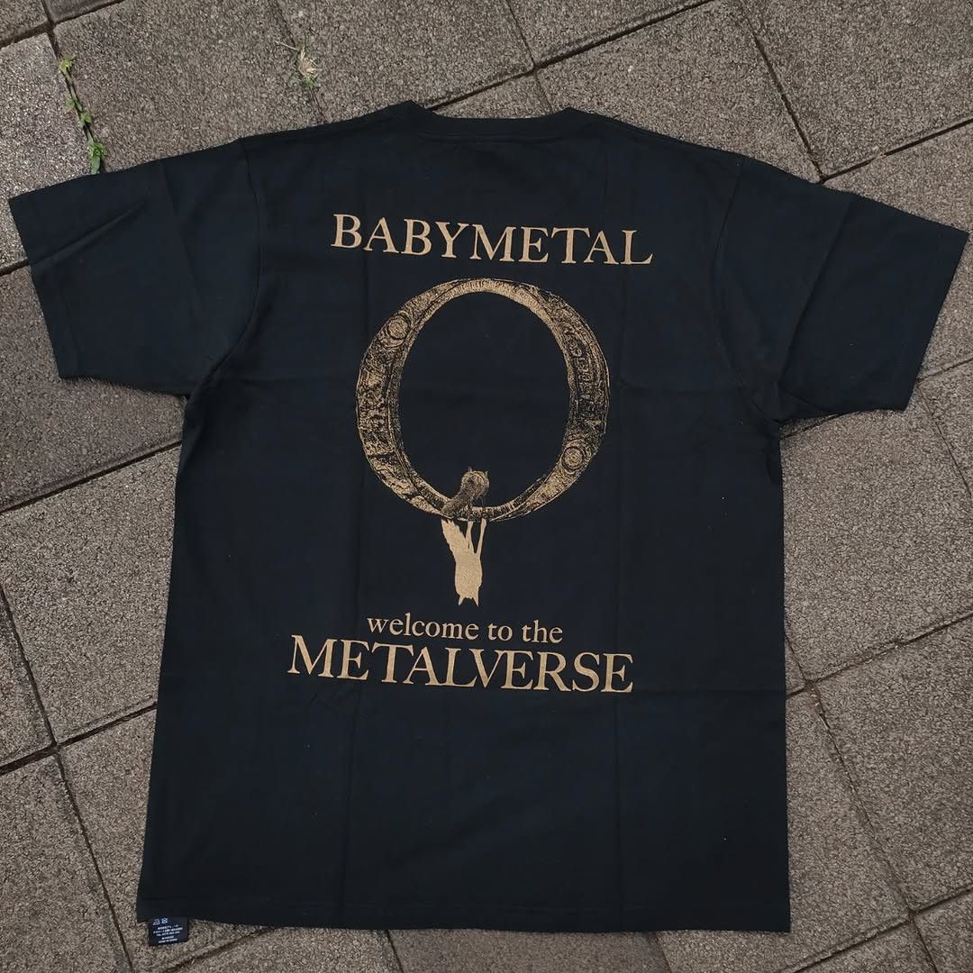Band Tees BABYMETAL The One 2023 Gold Version Tee Size US L / EU 52-54 / 3 - 3 Thumbnail