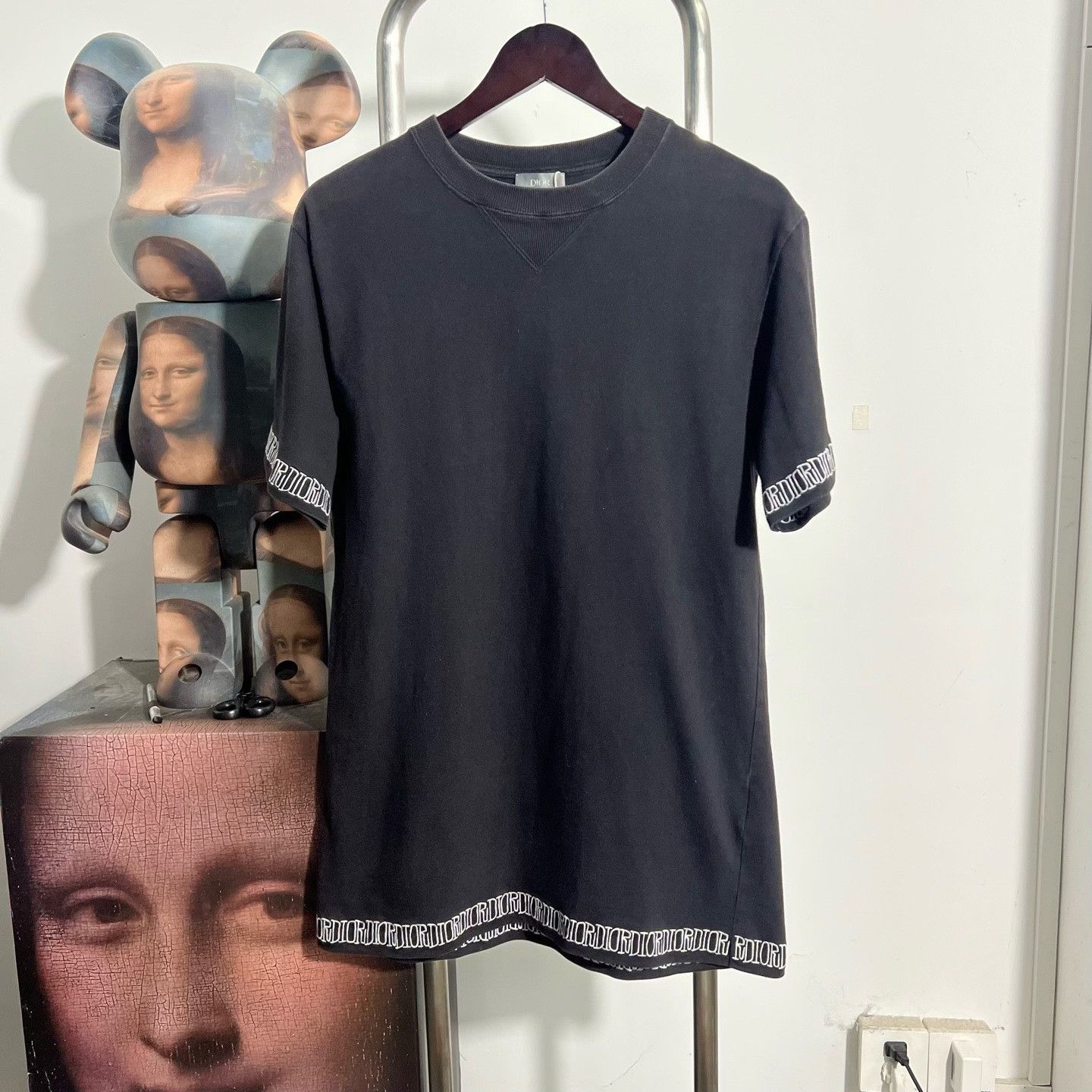 Dior Dior Retro Embroidered T-Shirt s Men Size US S / EU 44-46 / 1 - 1 Thumbnail