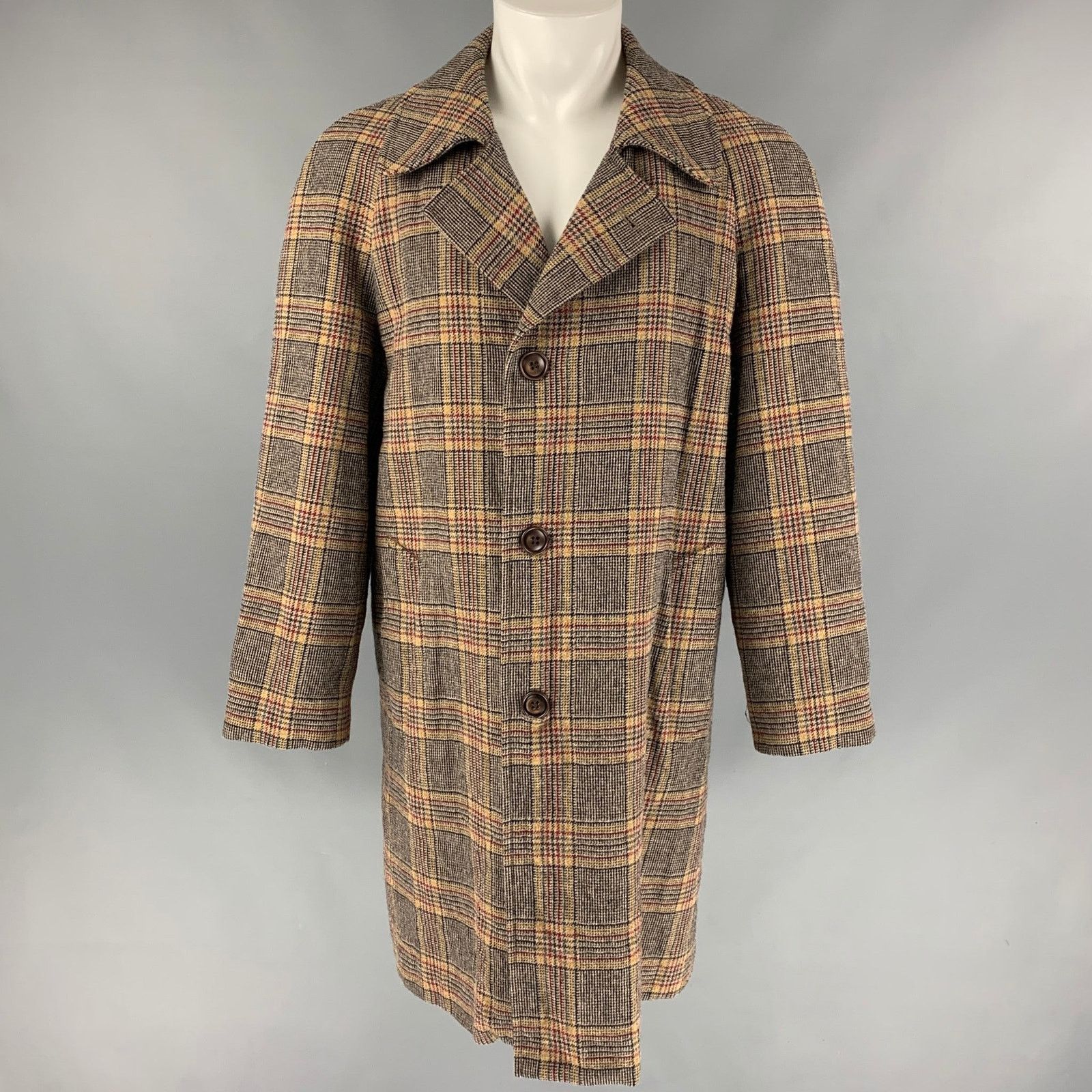 Marc Jacobs MARC JACOBS Size 38 Tan Plaid Wool Buttoned Coat Size US S / EU 44-46 / 1 - 1 Thumbnail