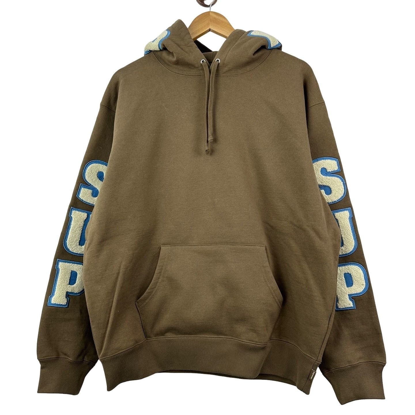 Supreme Supreme Chenille Applique Team Hoodie Brown Size M Size US M / EU 48-50 / 2 - 1 Thumbnail